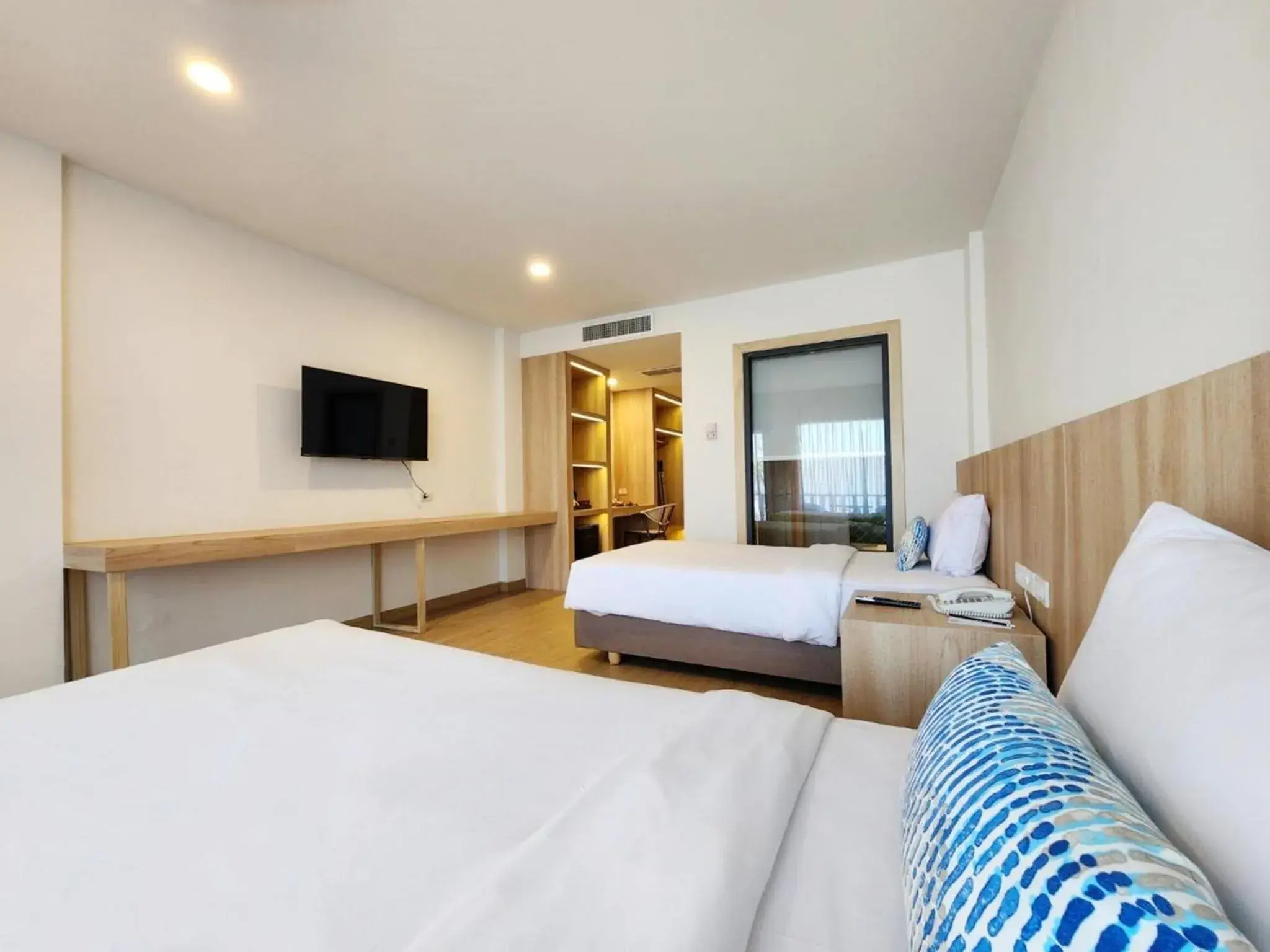 Deluxe Hillside Room in Namaka Resort Kamala Deluxe Hillside Room in Namaka Resort Kamala