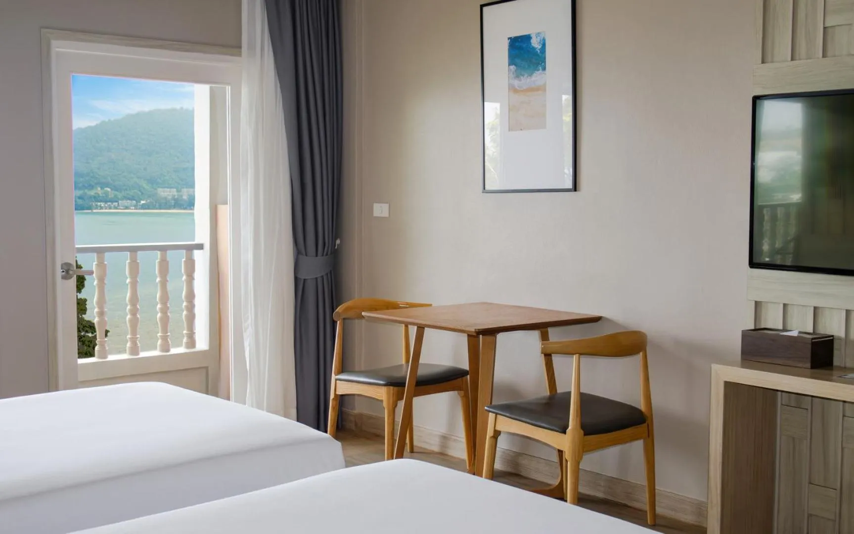 Bed in Namaka Resort Kamala