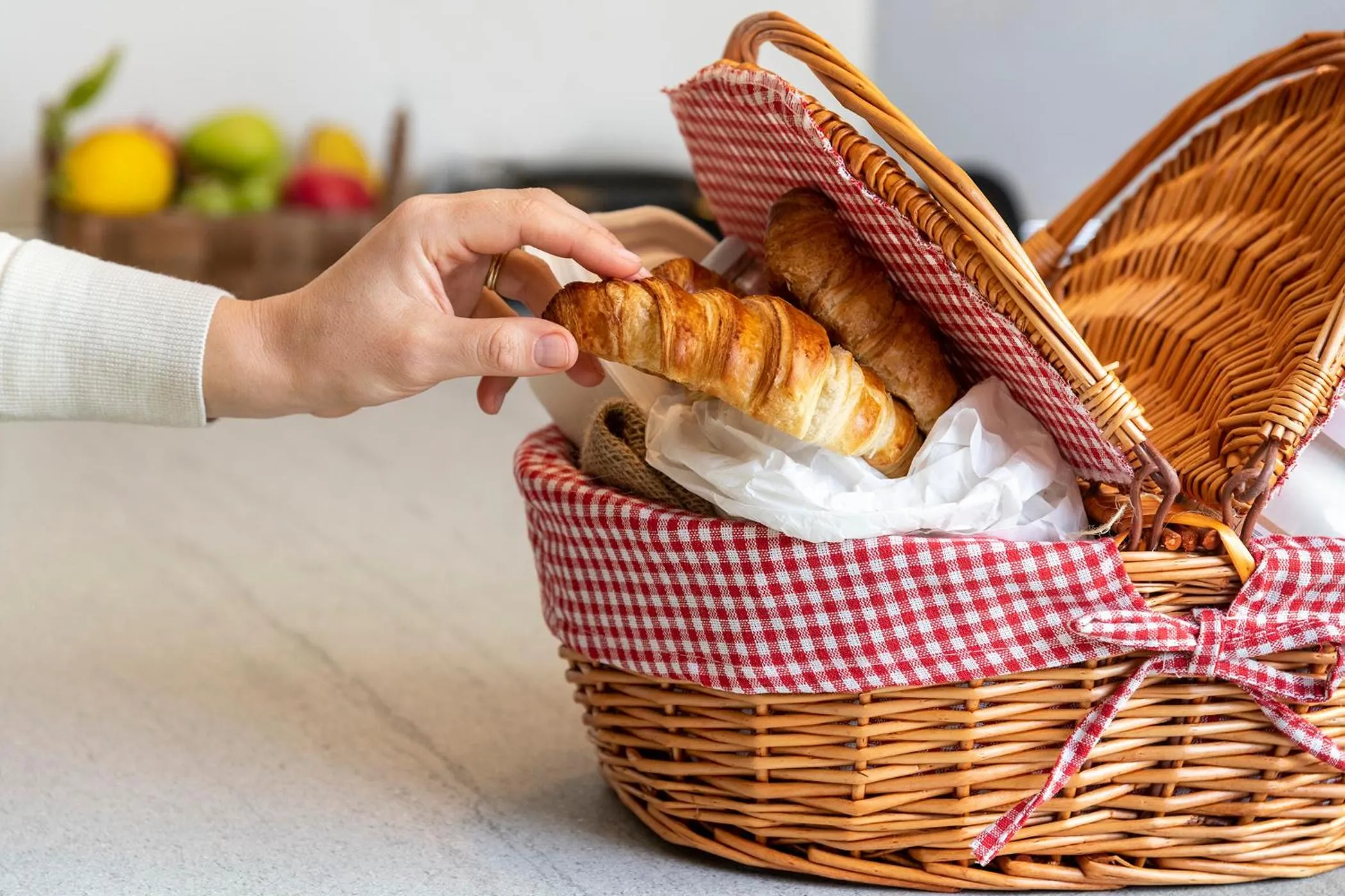 Food and drinks in Evo Suites Apartments