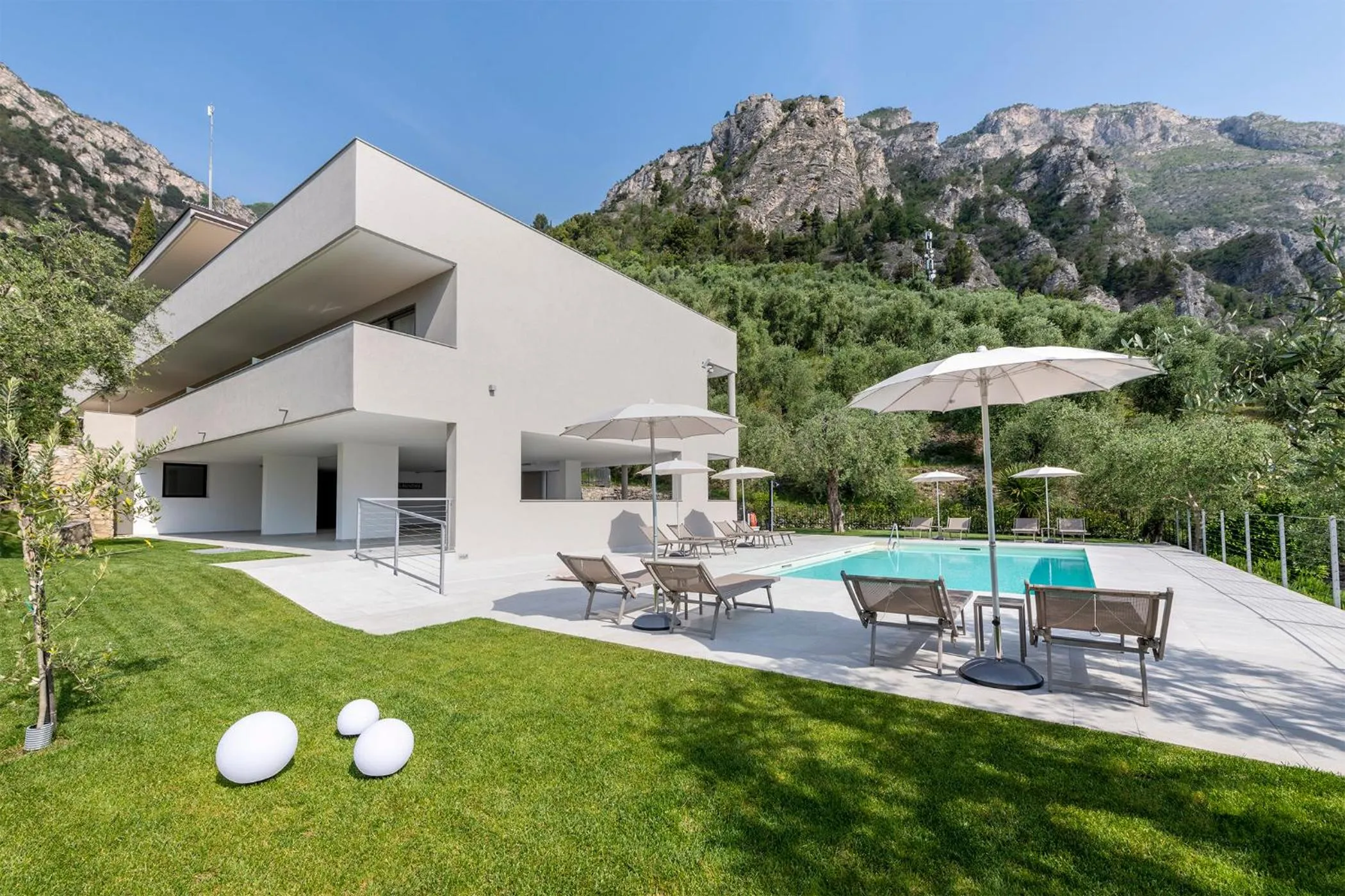 Property building in Evo Suites Apartments