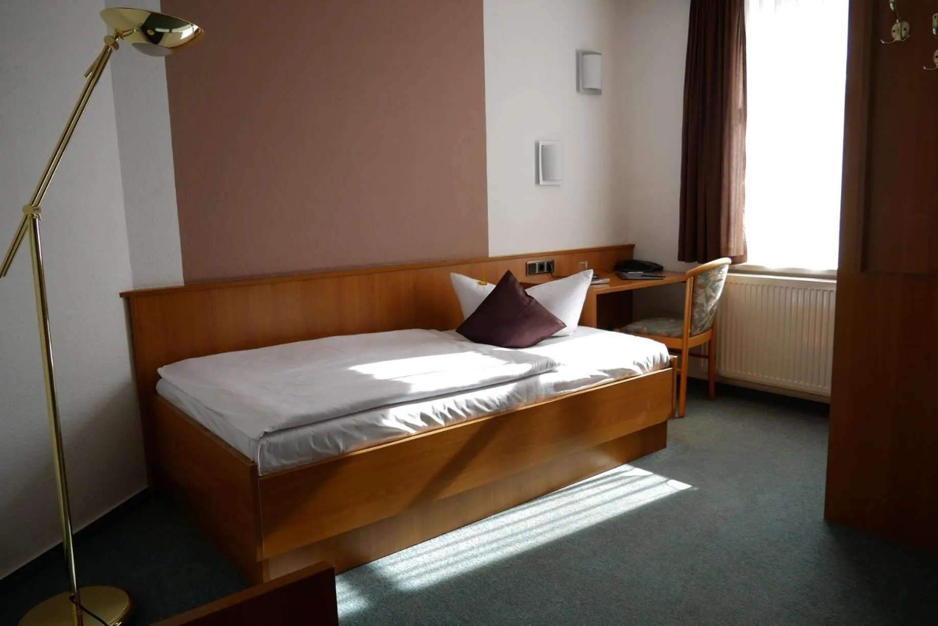 Bed in Hotel Garni Brauhof Niederwiesa