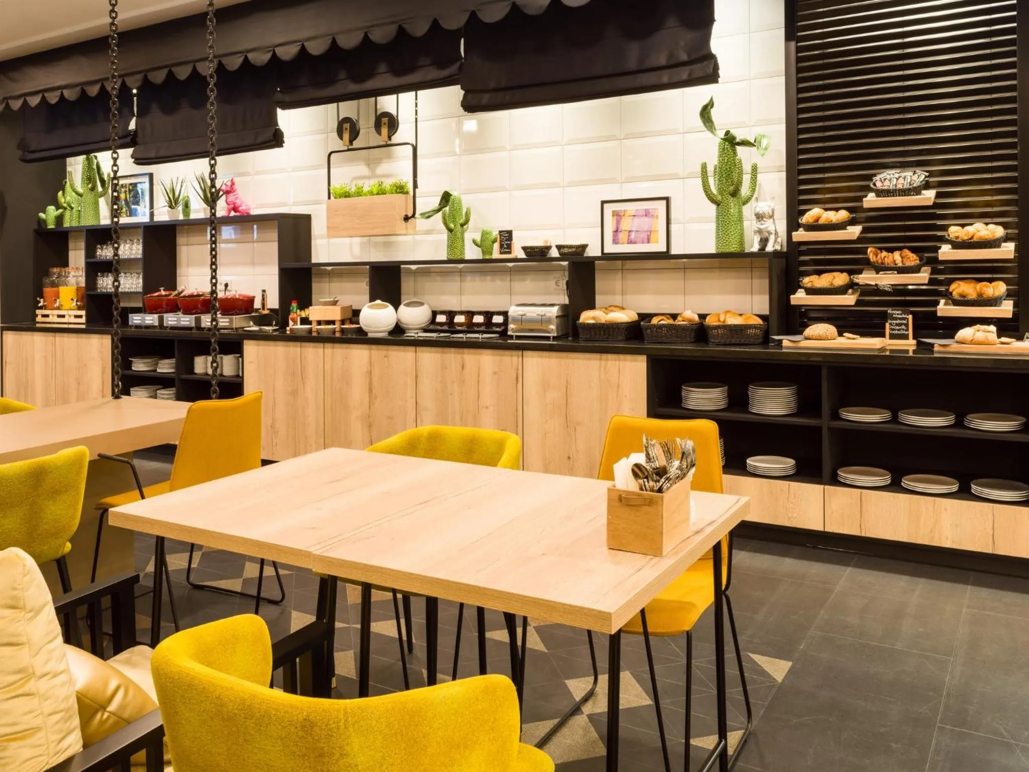 Restaurant/places to eat in Holiday Inn - the niu, Cobbles Essen by IHG