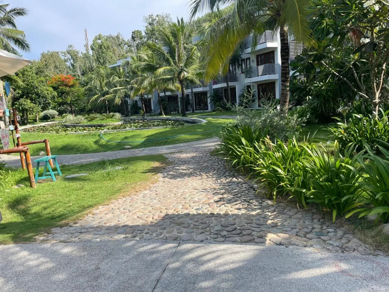 Property building in Casa Marina Resort