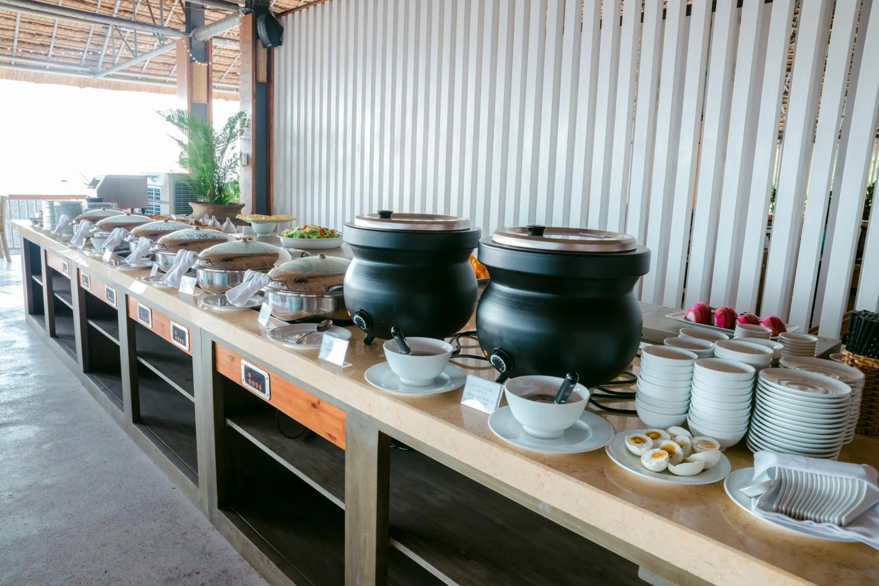 Breakfast in Casa Marina Resort