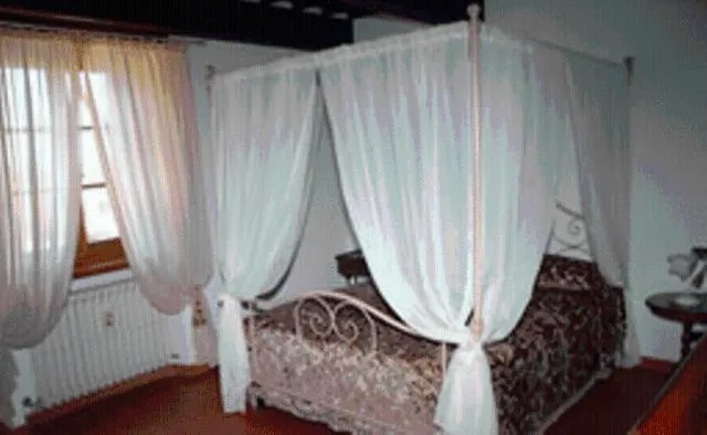 Day, Bed in Ortali Country House