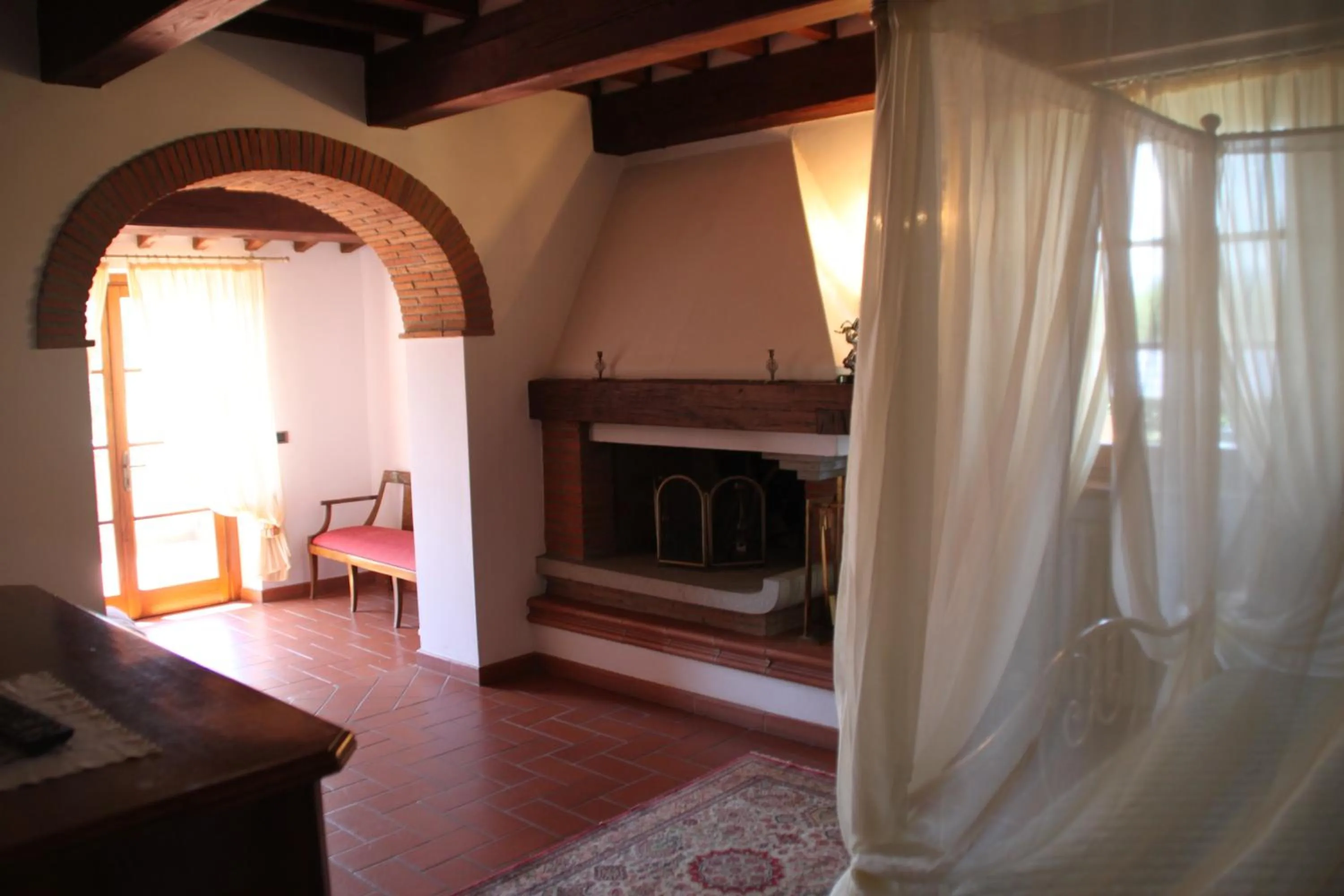 Day in Ortali Country House