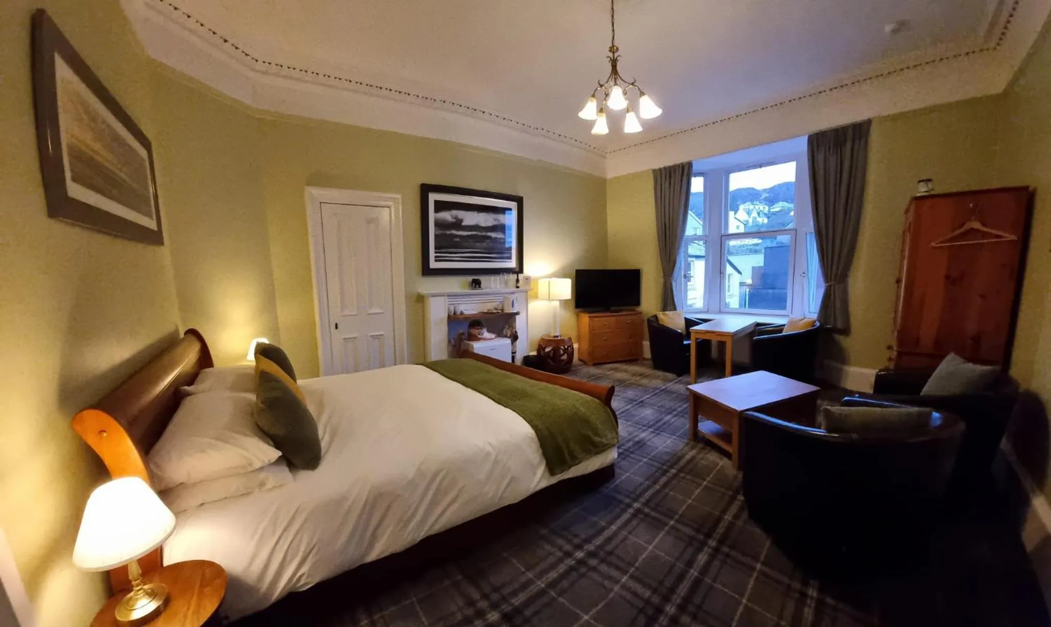 Bed in Knap Guest House