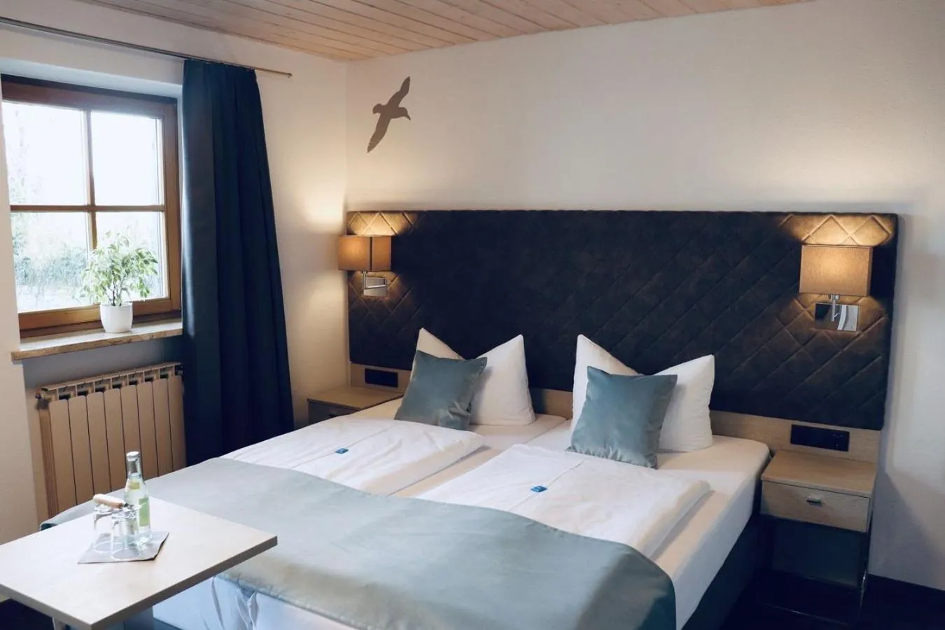 Bed in Hotel Garni Möwe am See