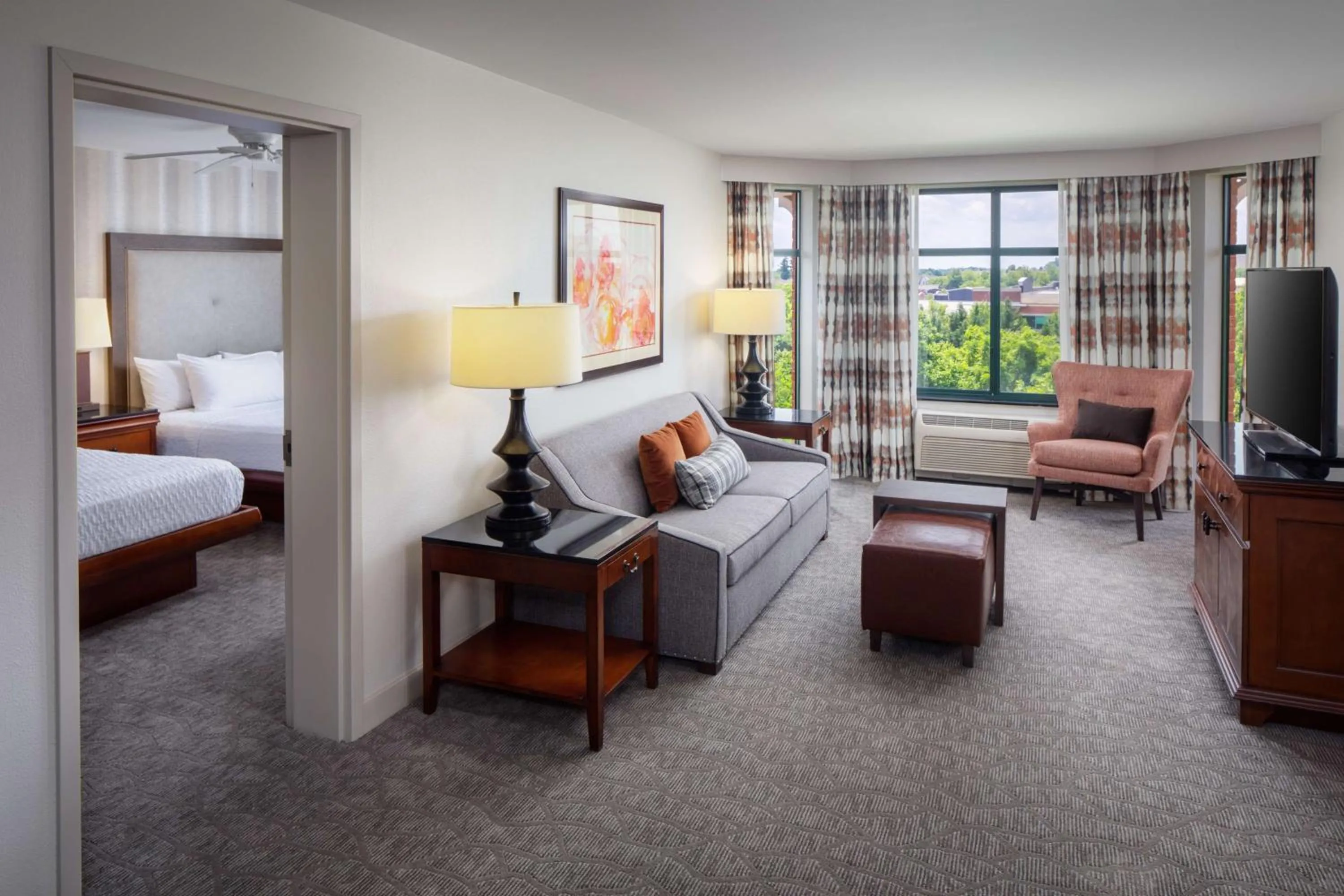 Living room, Bed in Homewood Suites by Hilton Rockville- Gaithersburg