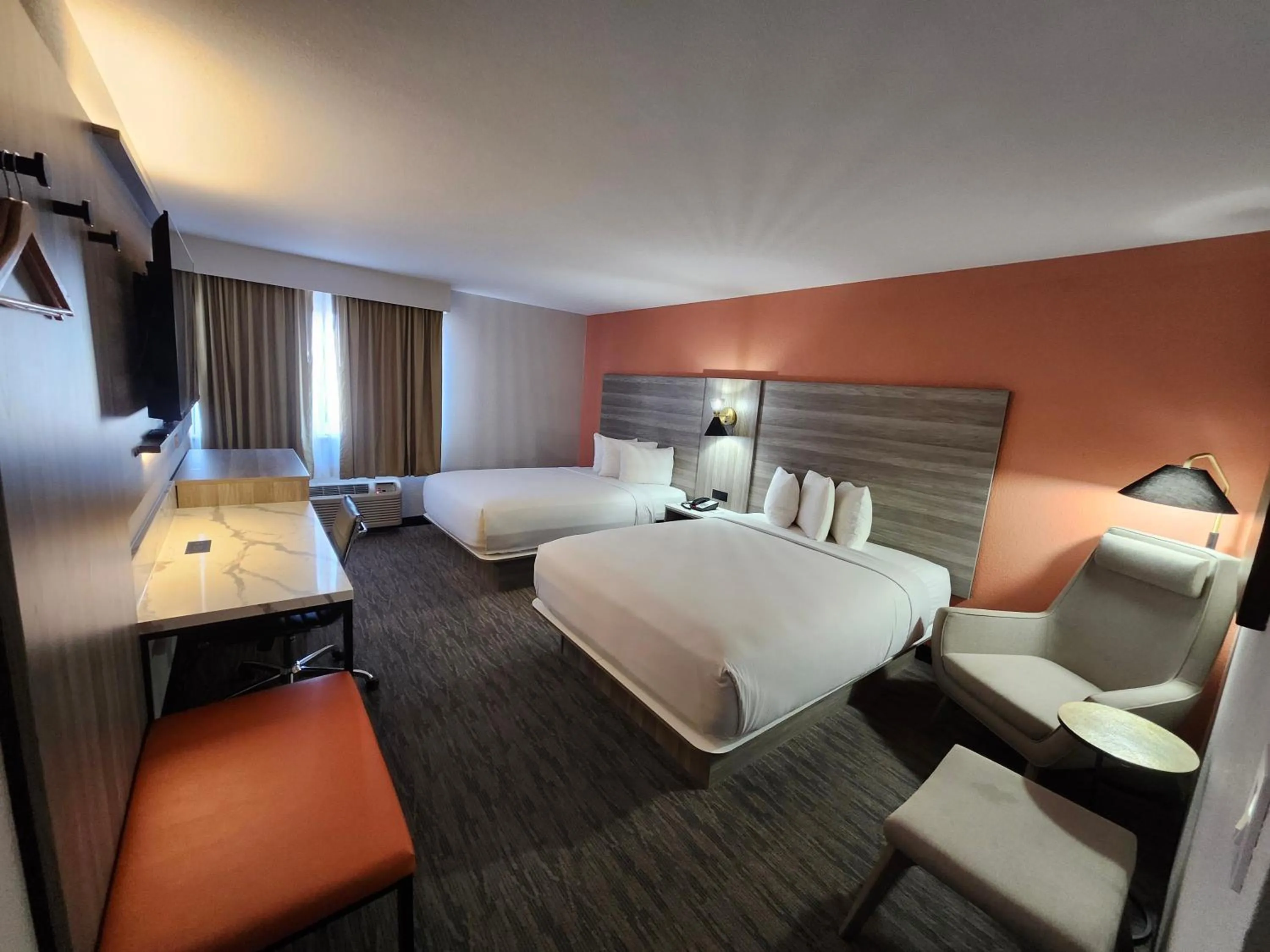 The Grand Inn Peoria