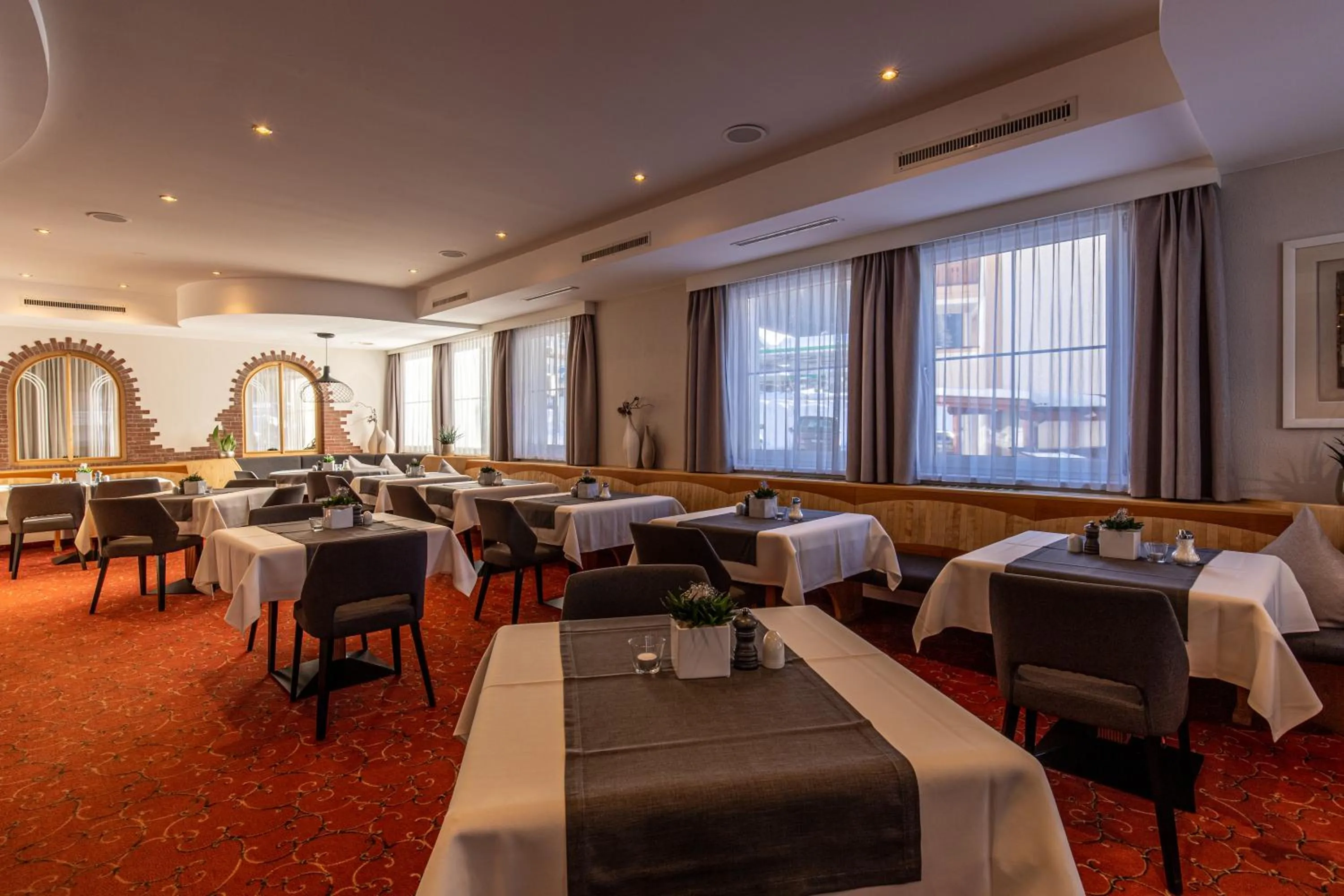 Restaurant/places to eat in The Hotel - himmlisch wohlfühlen