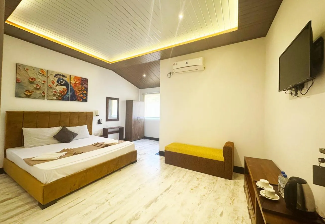 Bedroom, Bed in Nico Lagoon Hotel