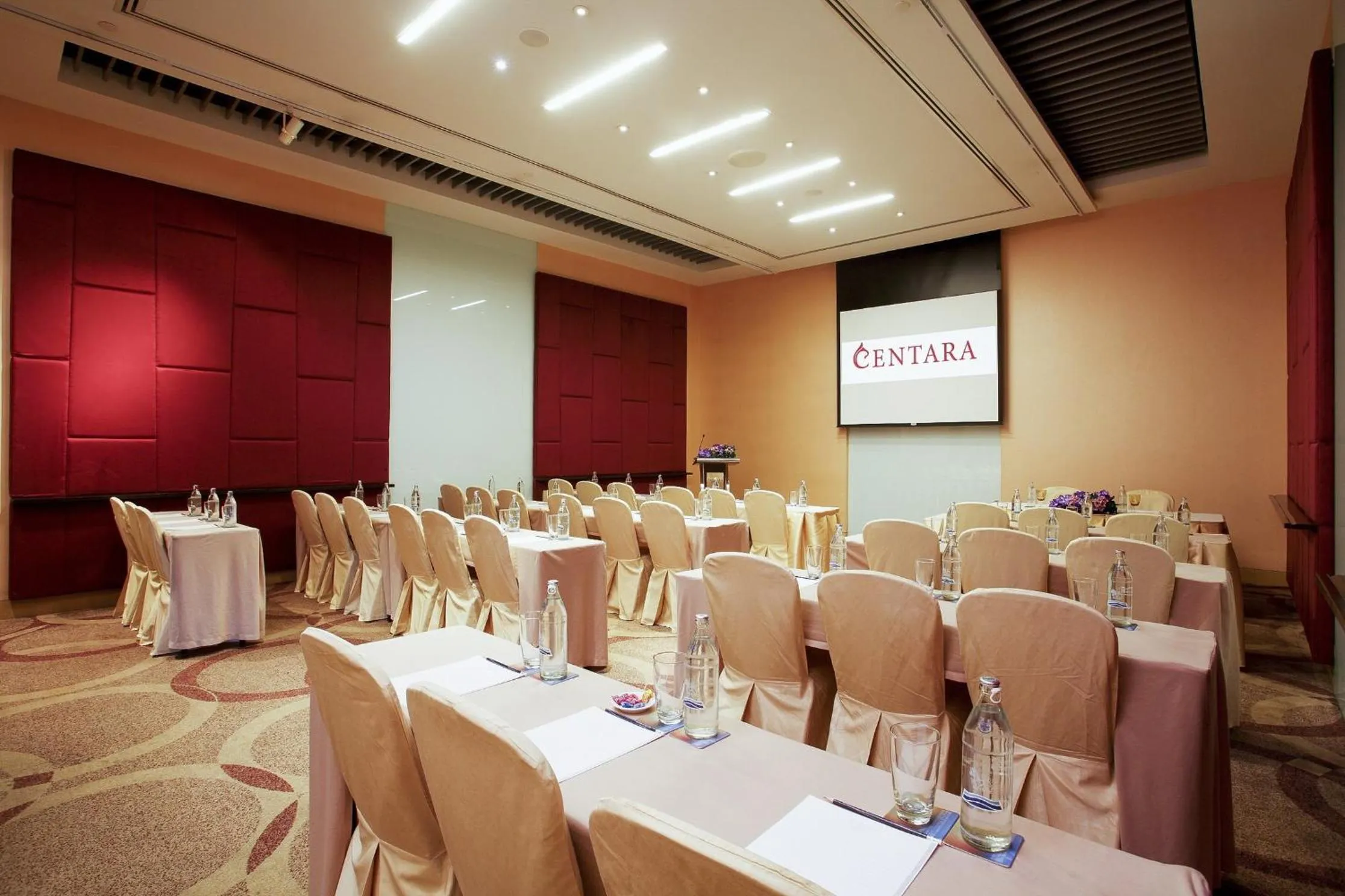 Meeting/conference room in Centara Grand At CentralWorld