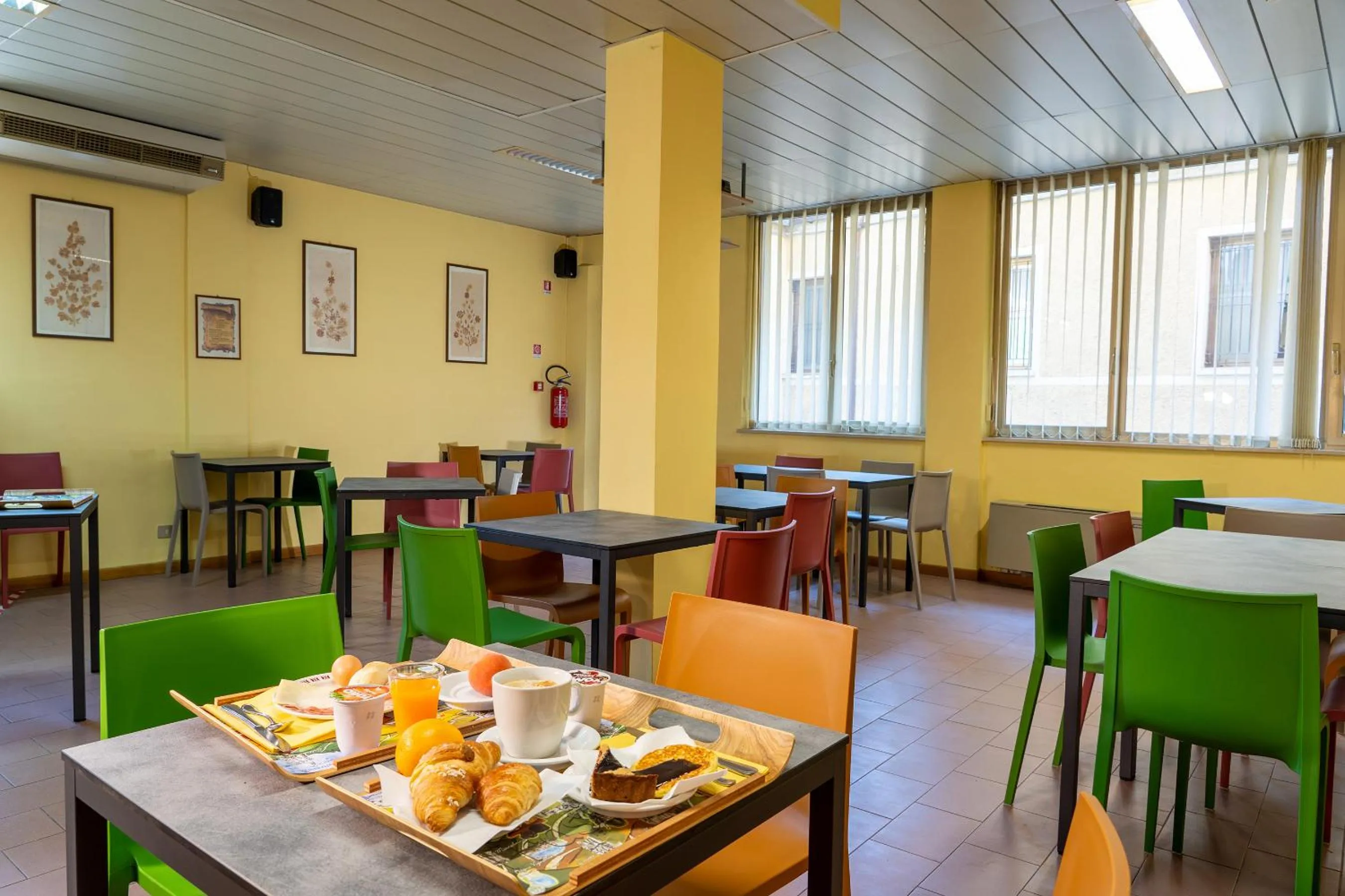 Buffet breakfast in Hotel Trasimeno