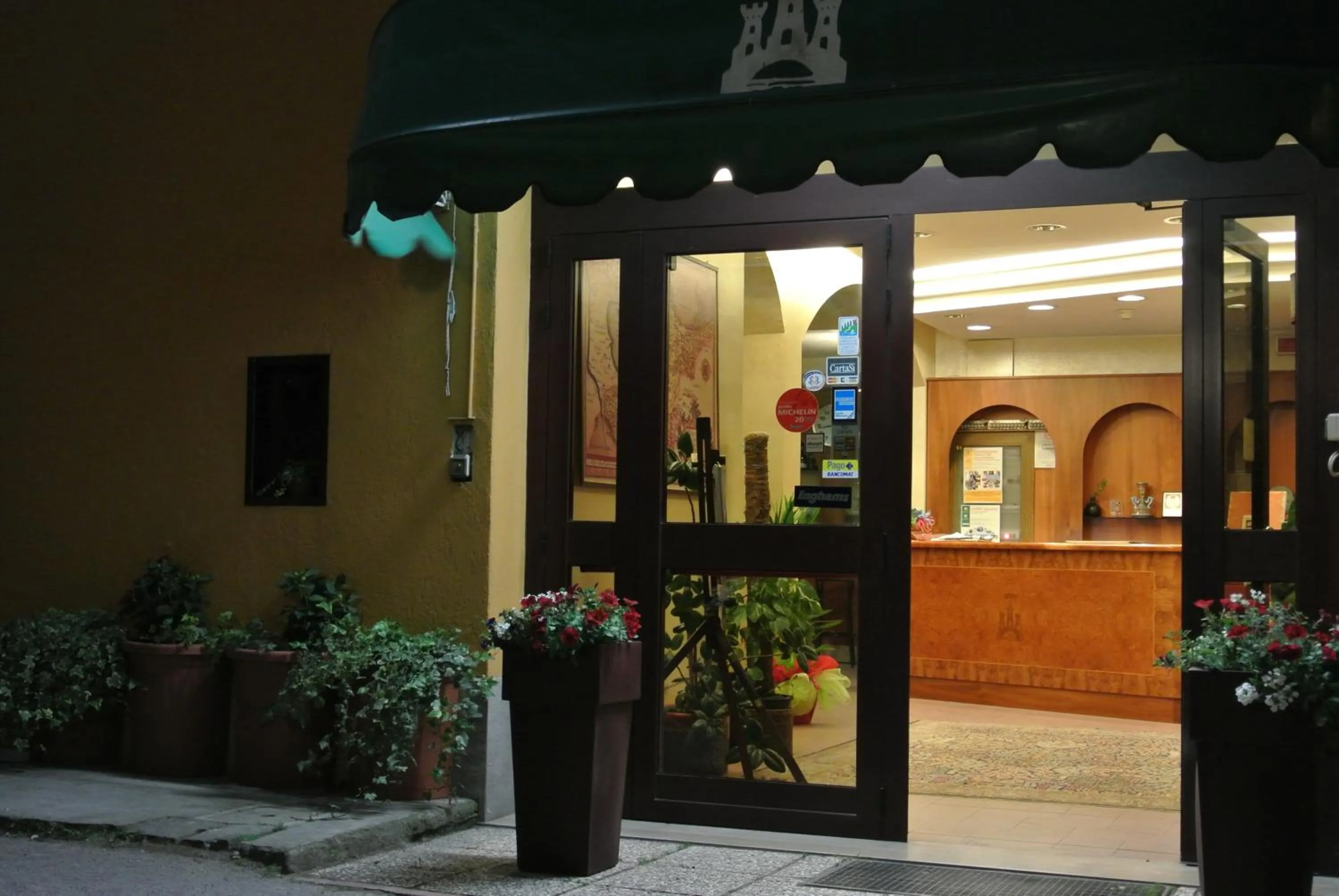 Facade/entrance in Hotel Trasimeno