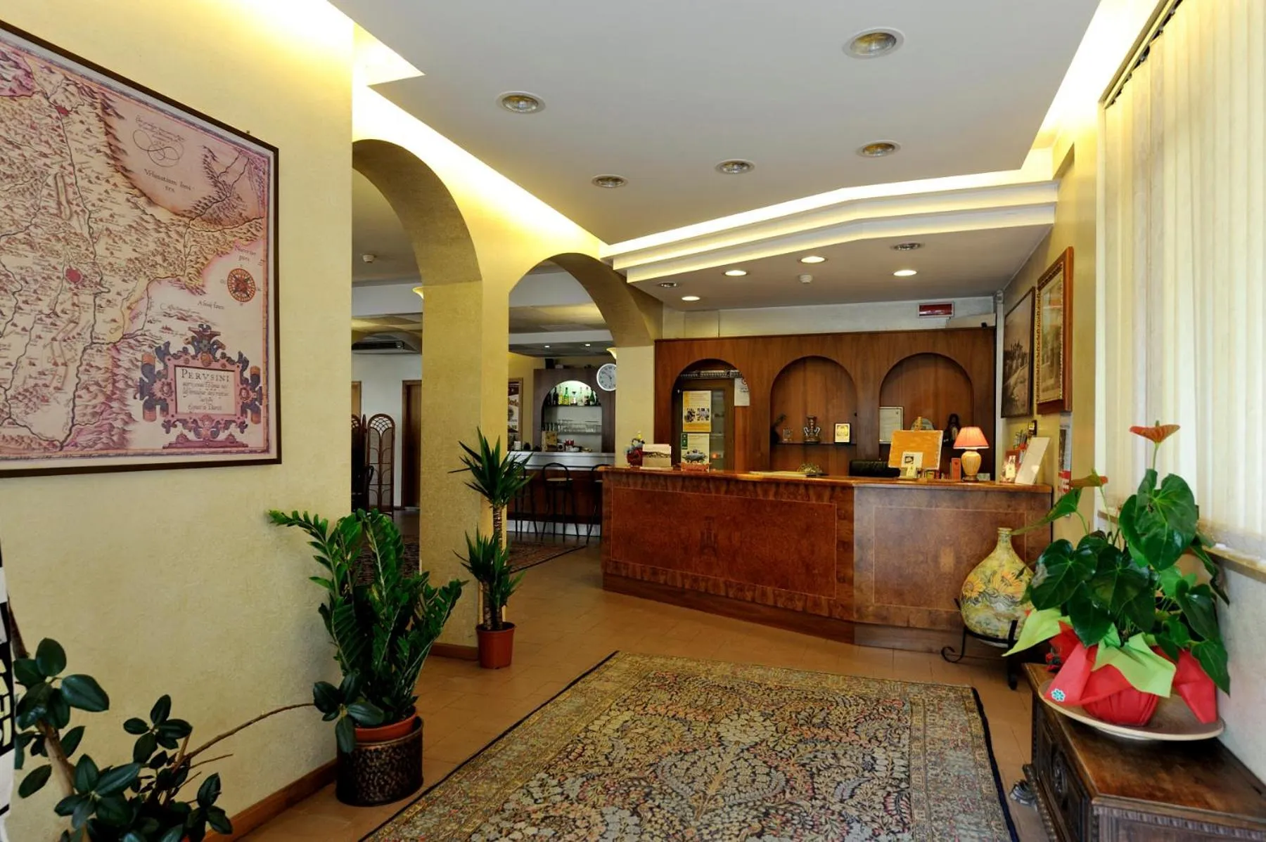 Restaurant/places to eat in Hotel Trasimeno