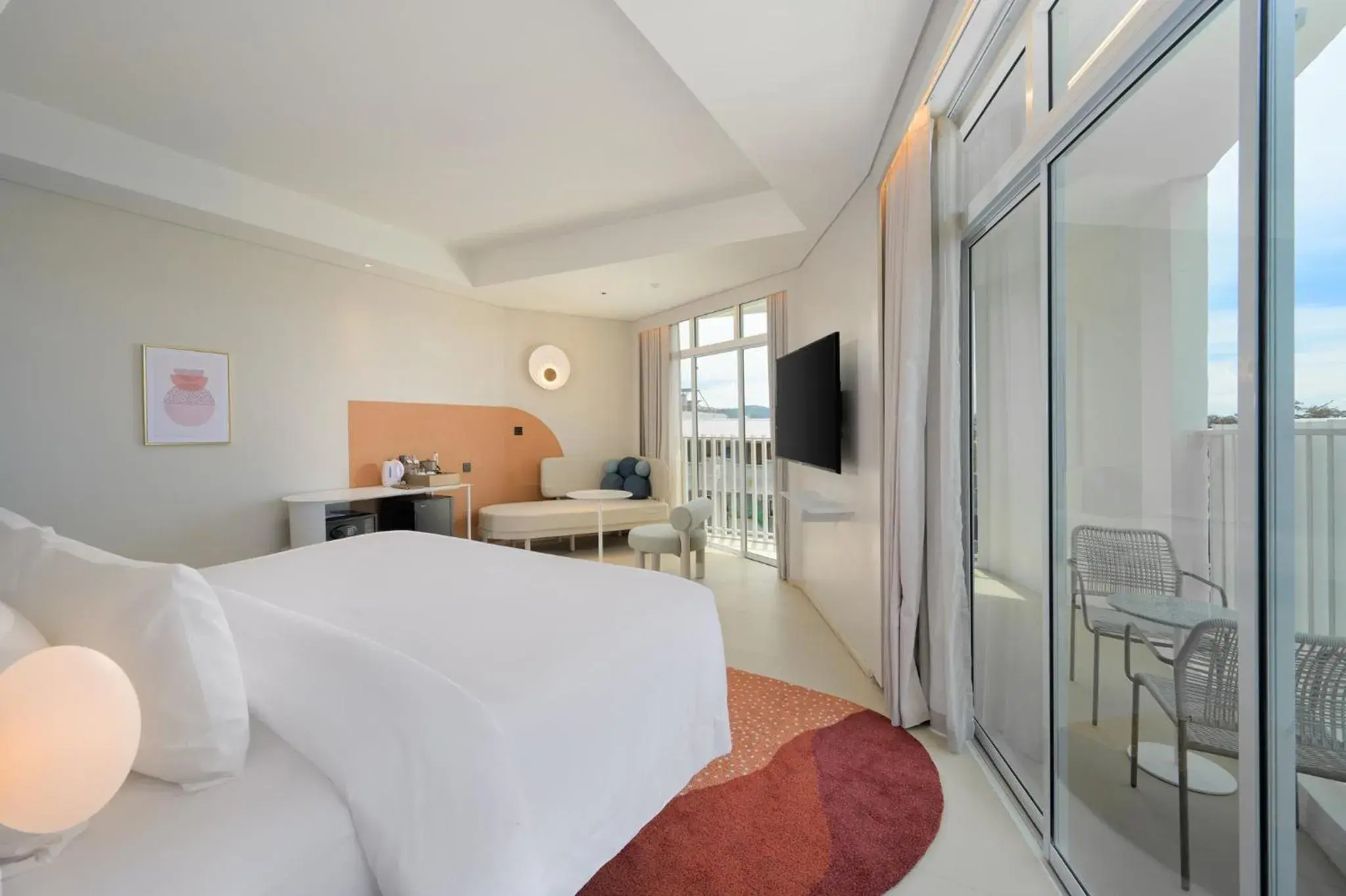 Property building, Bed in Centara Karon Resort Phuket Property building, Bed in Centara Karon Resort Phuket