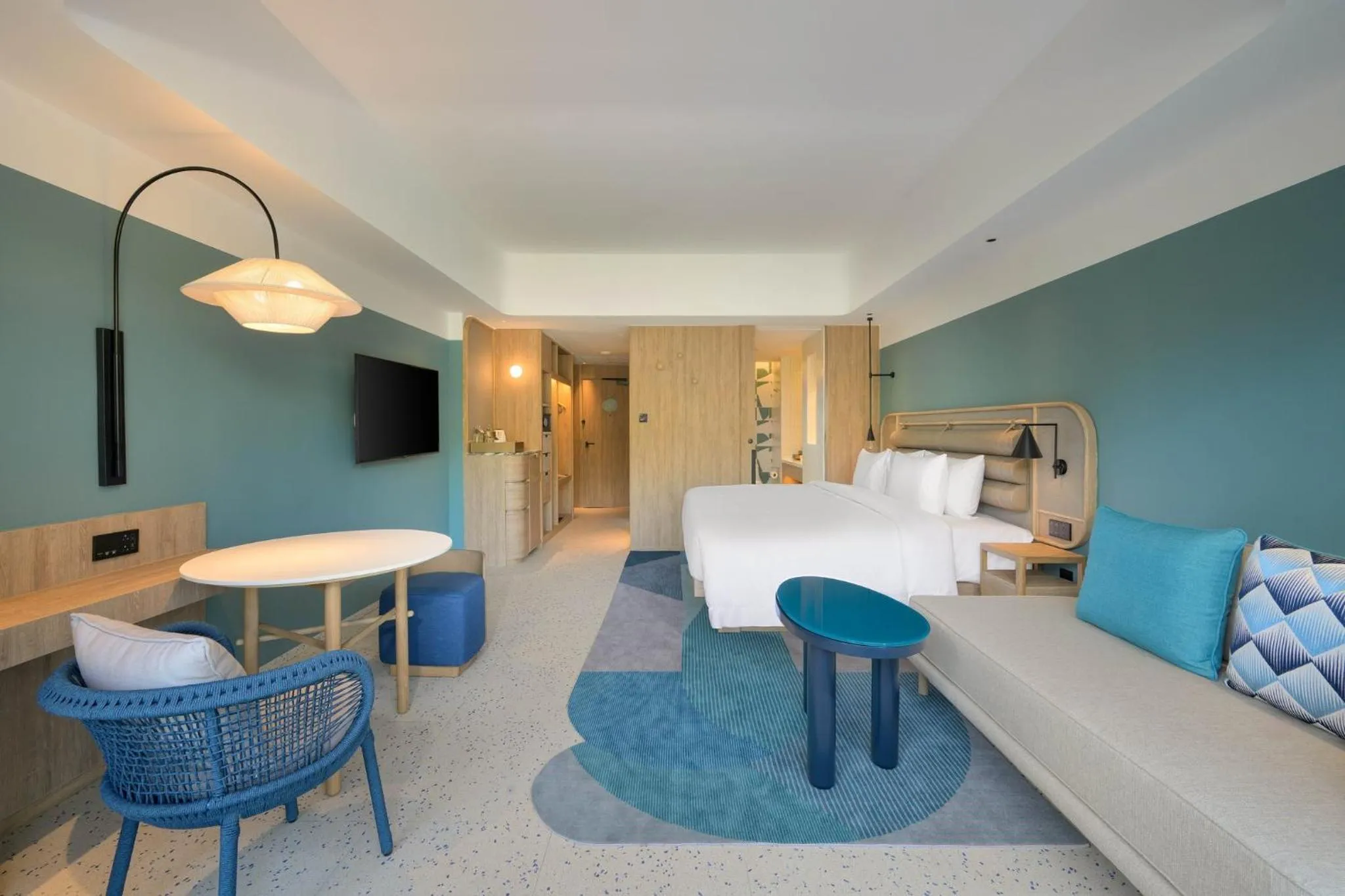 Photo of the whole room, Bed in Centara Karon Resort Phuket