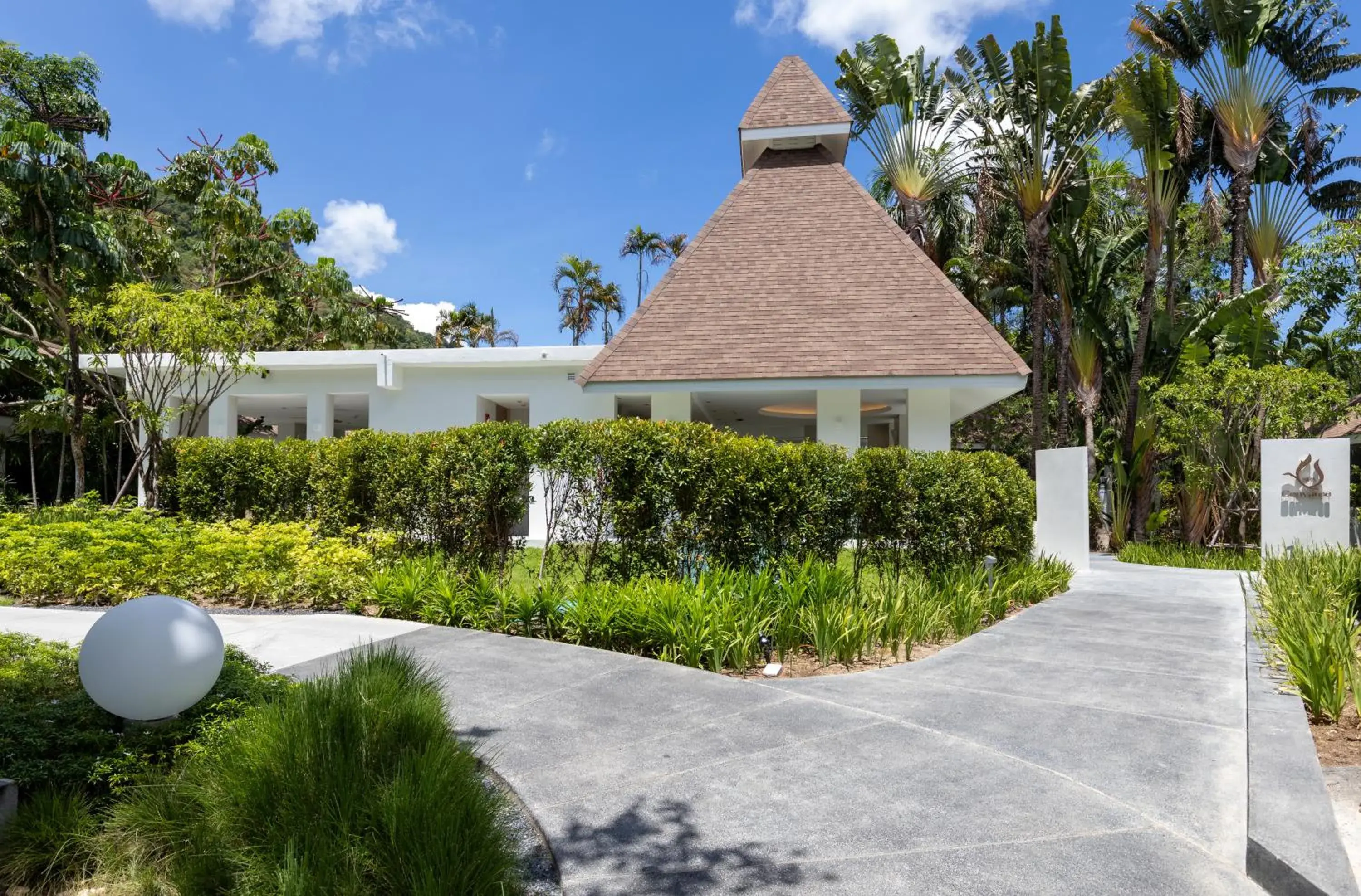 Spa and wellness centre/facilities in Centara Karon Resort Phuket Spa and wellness centre/facilities in Centara Karon Resort Phuket