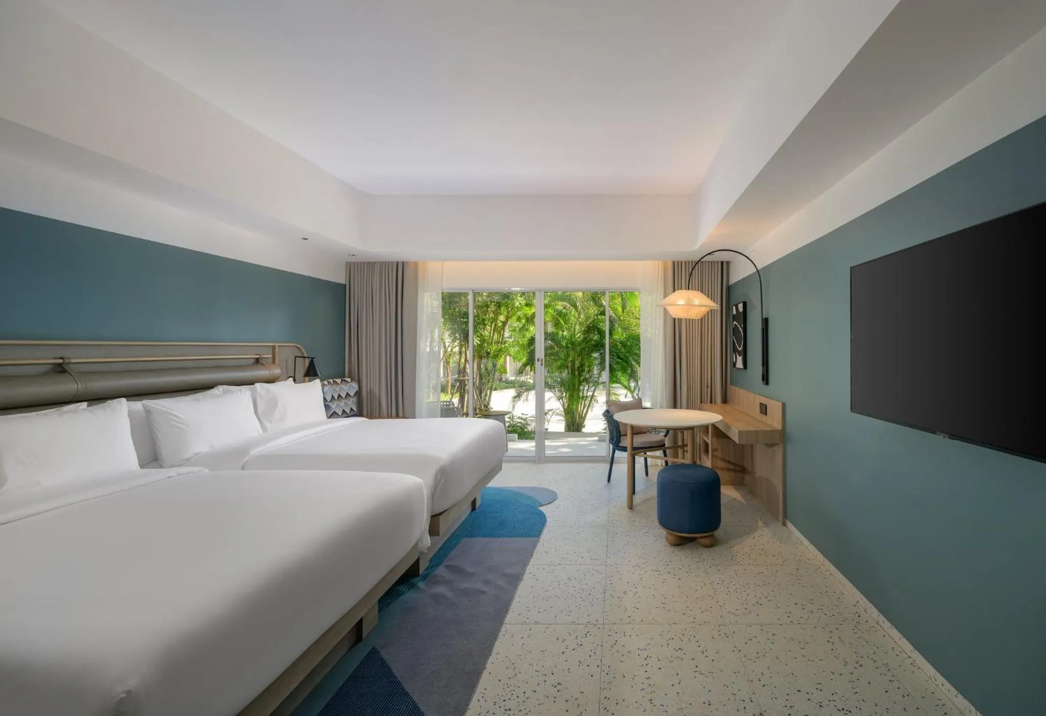 Photo of the whole room, Bed in Centara Karon Resort Phuket