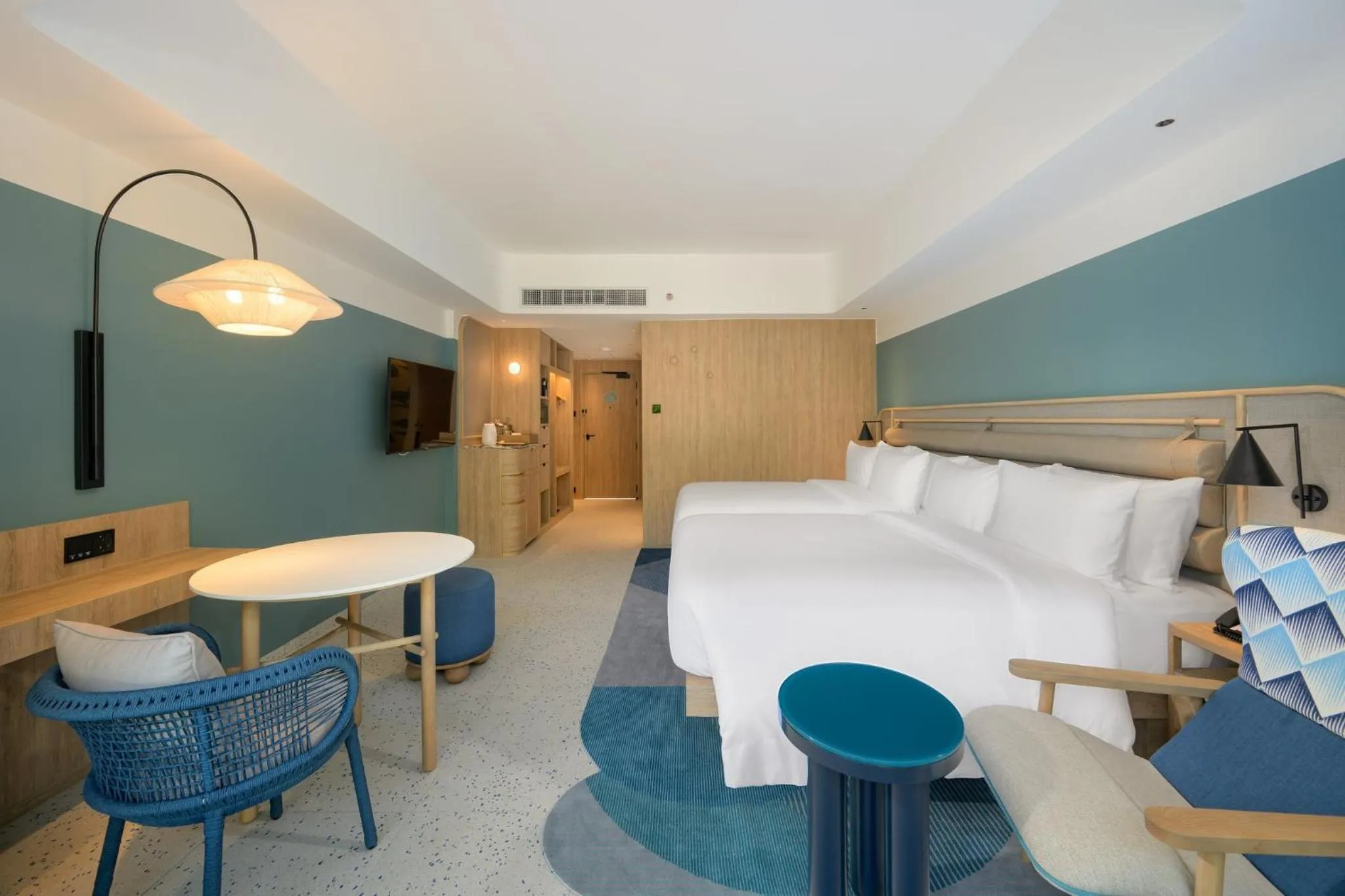 Photo of the whole room, Bed in Centara Karon Resort Phuket