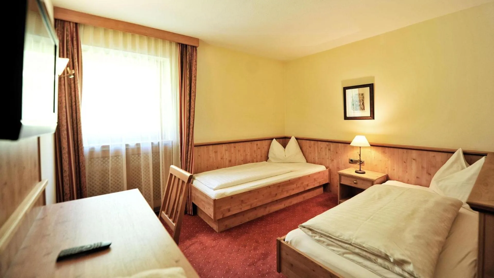 Photo of the whole room in Hotel Königsblick by keyone