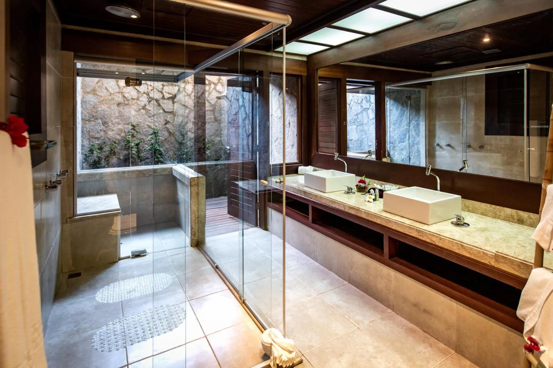 Sombra e Água Fresca Floresta