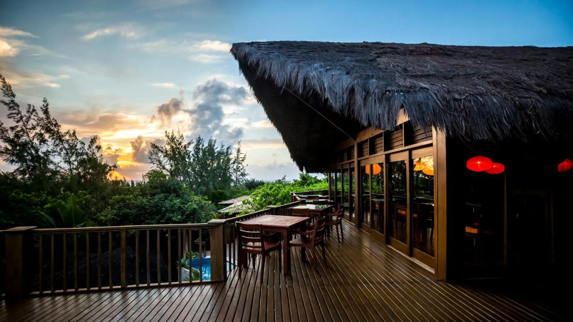 Balcony/Terrace in Sombra e Água Fresca Floresta