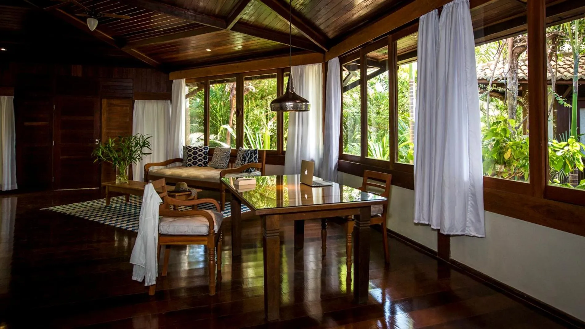 Sombra e Água Fresca Floresta