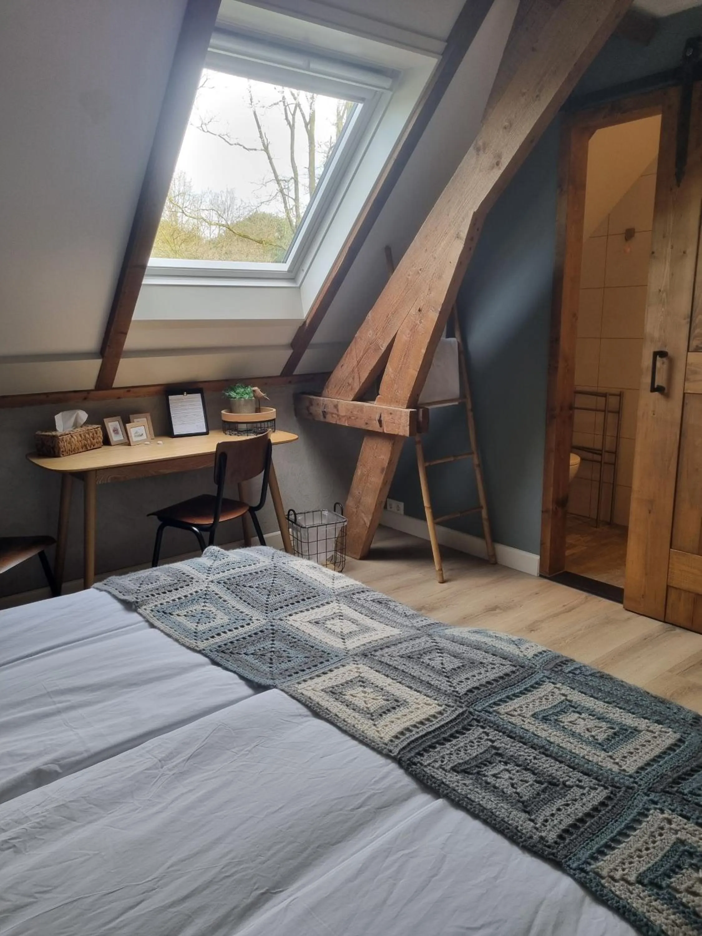 Bedroom, Bed in Bed & Breakfast aan de Beek