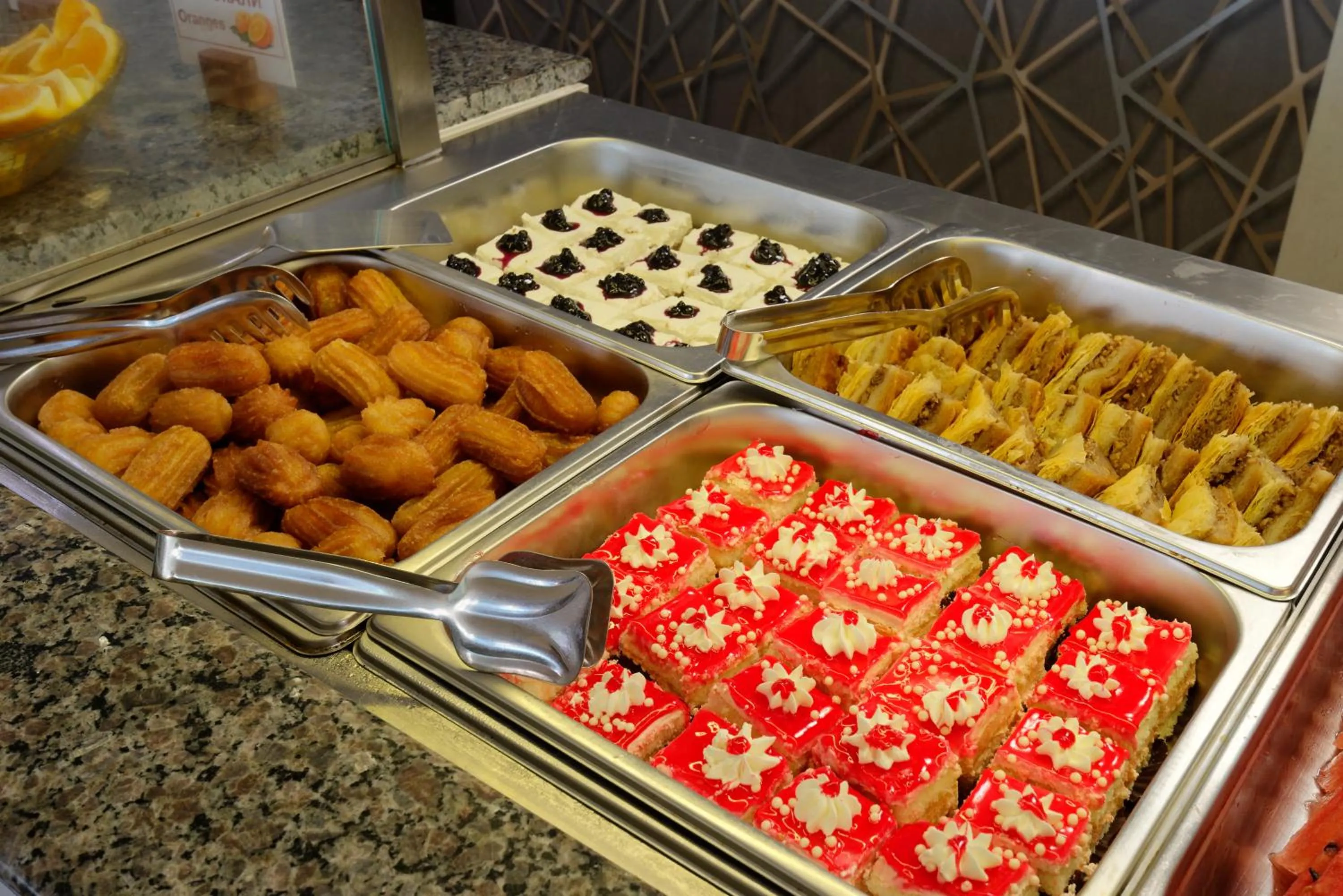 Restaurant/places to eat in Augusta SPA Hotel