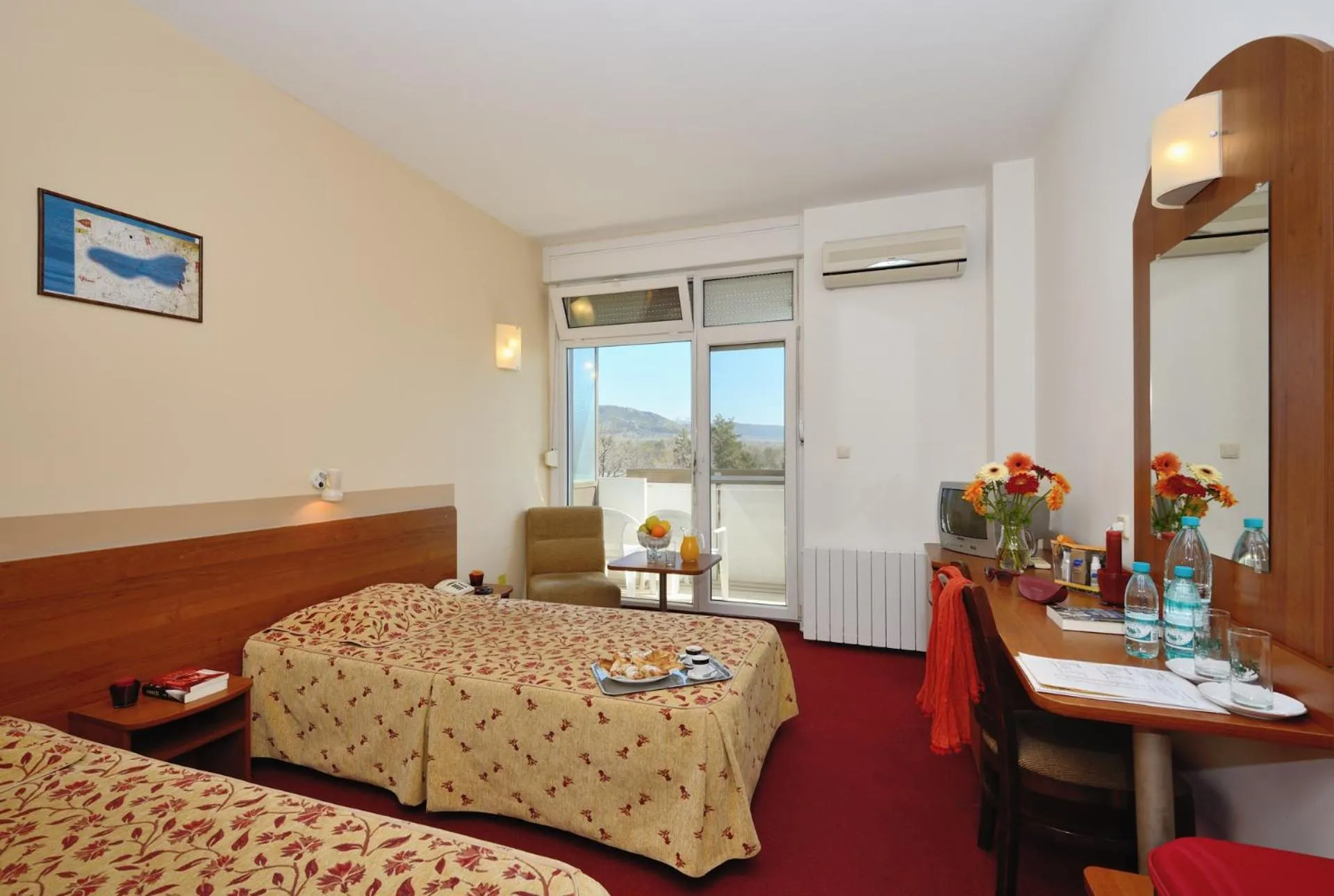 Photo of the whole room, Bed in Augusta SPA Hotel