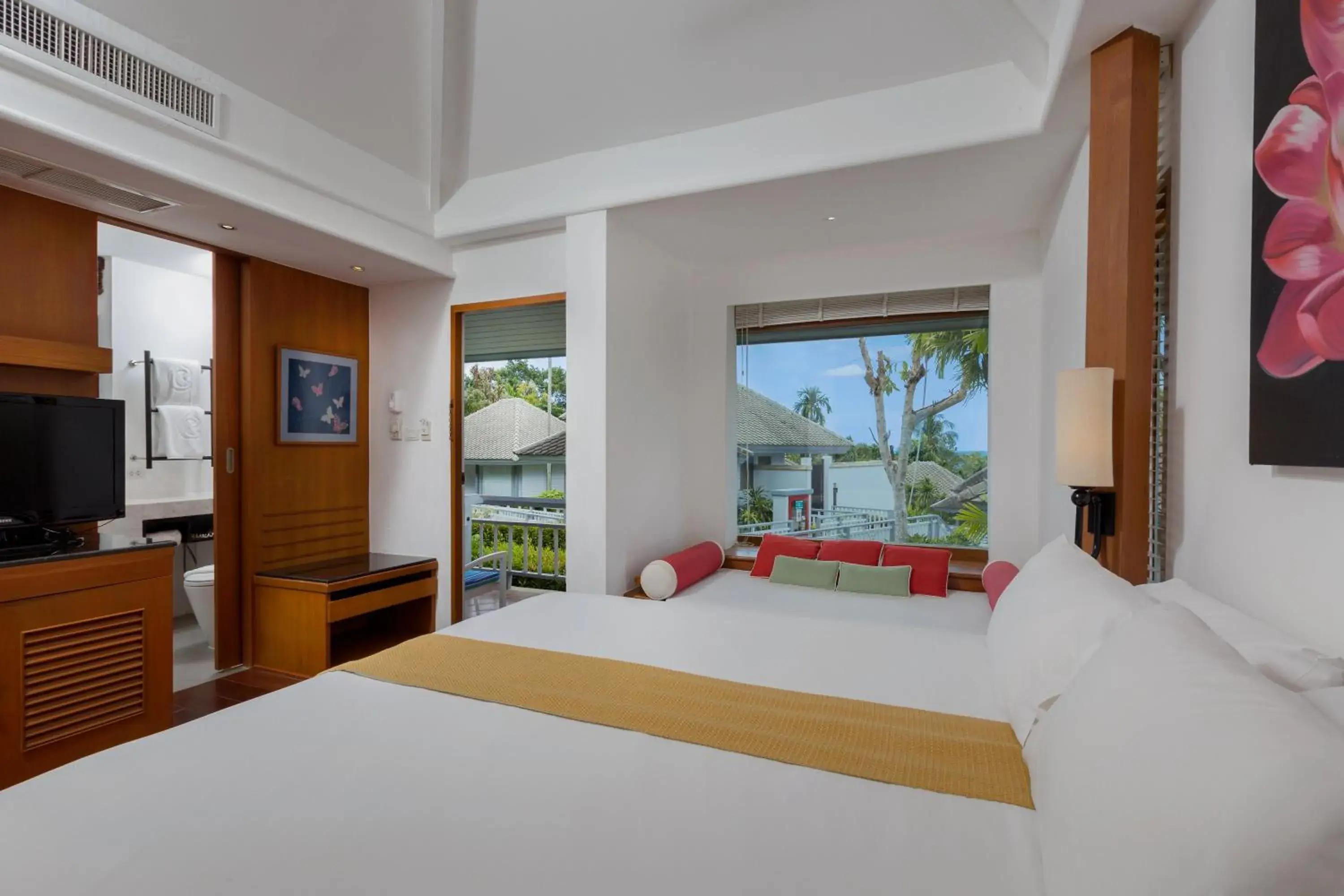 Photo of the whole room, Bed in Centara Villas Samui - SHA Plus Photo of the whole room, Bed in Centara Villas Samui - SHA Plus