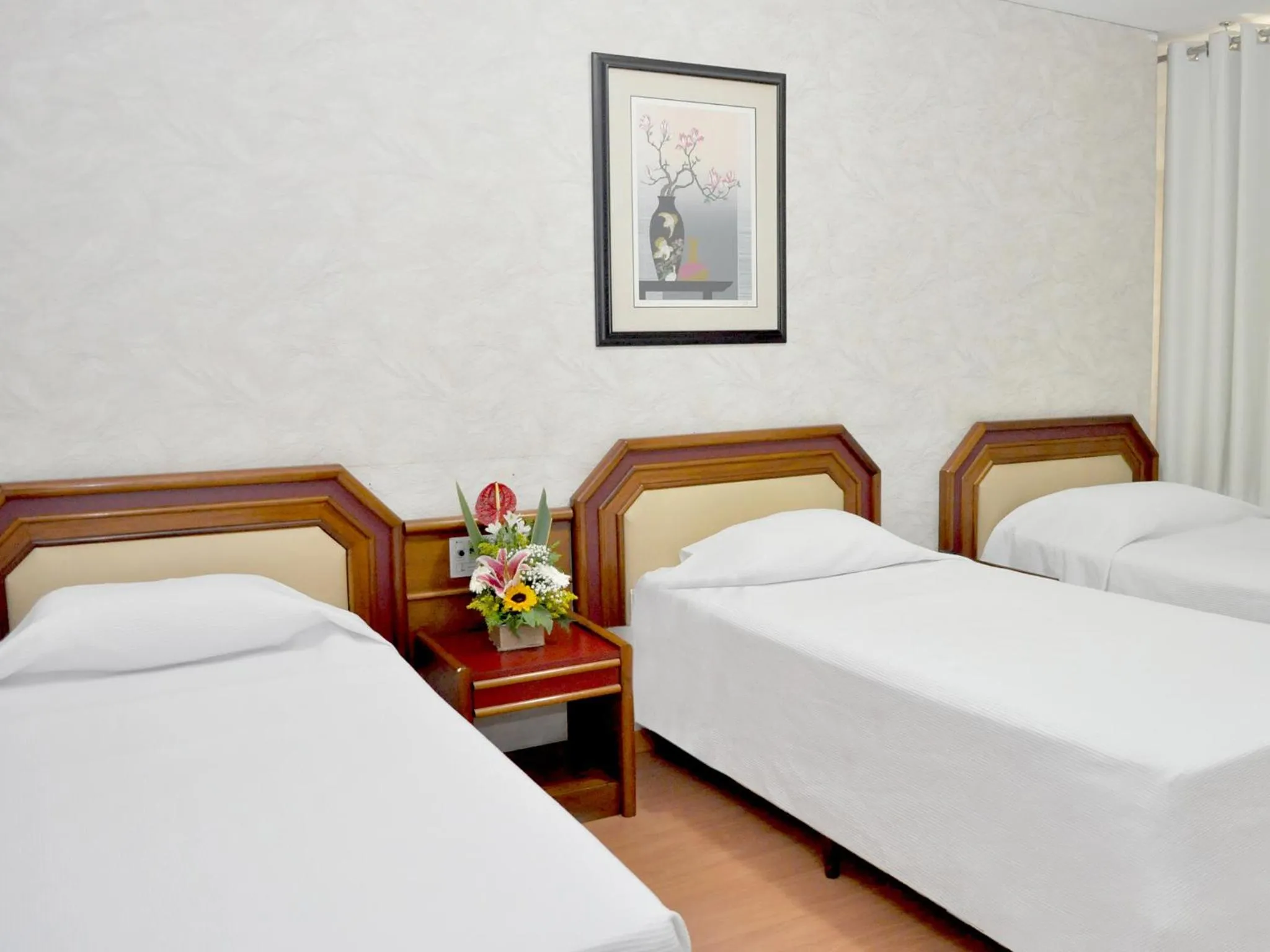 Photo of the whole room, Bed in Caravelle Palace Hotel