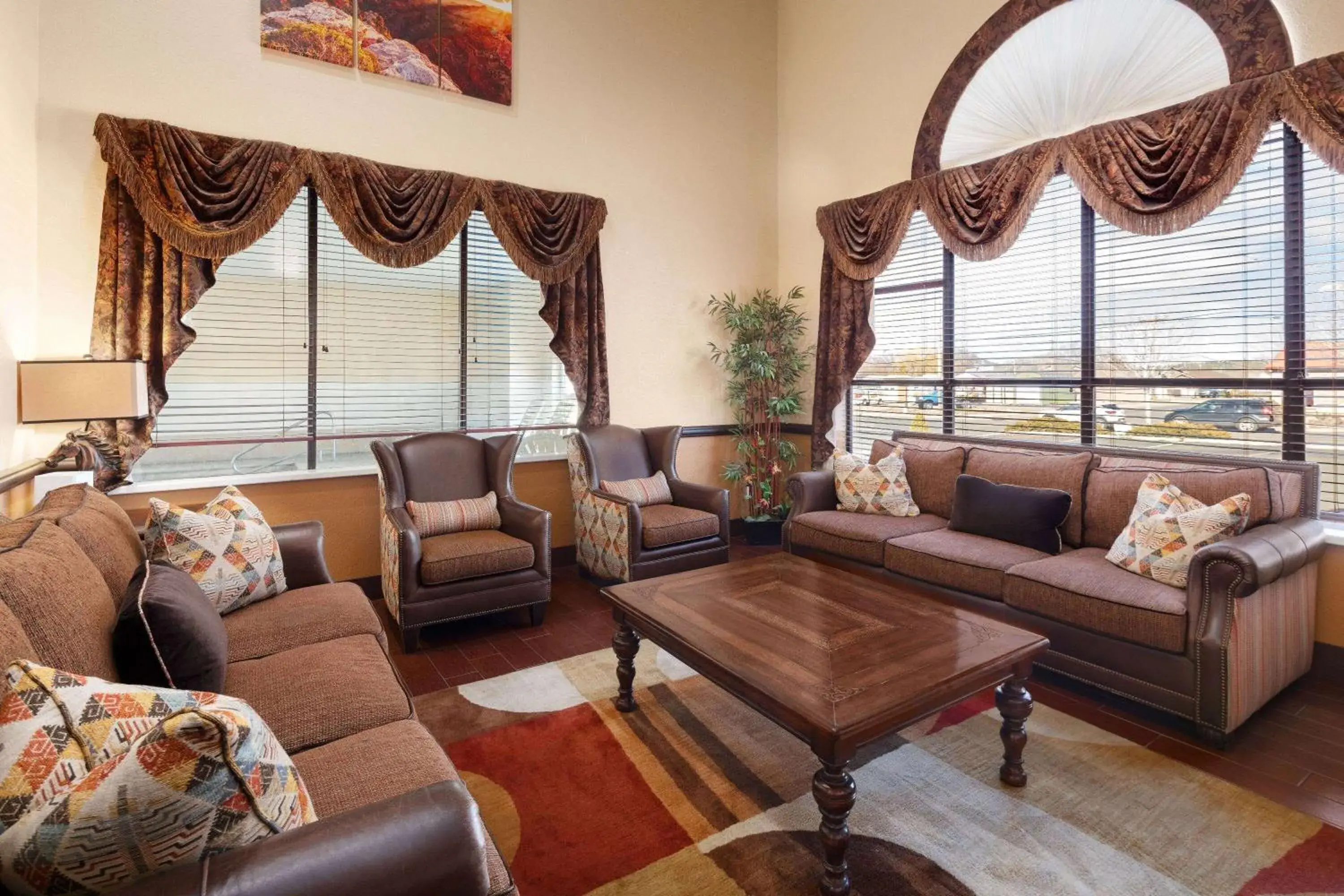 Lobby or reception in Howard Johnson by Wyndham Williams Lobby or reception in Howard Johnson by Wyndham Williams