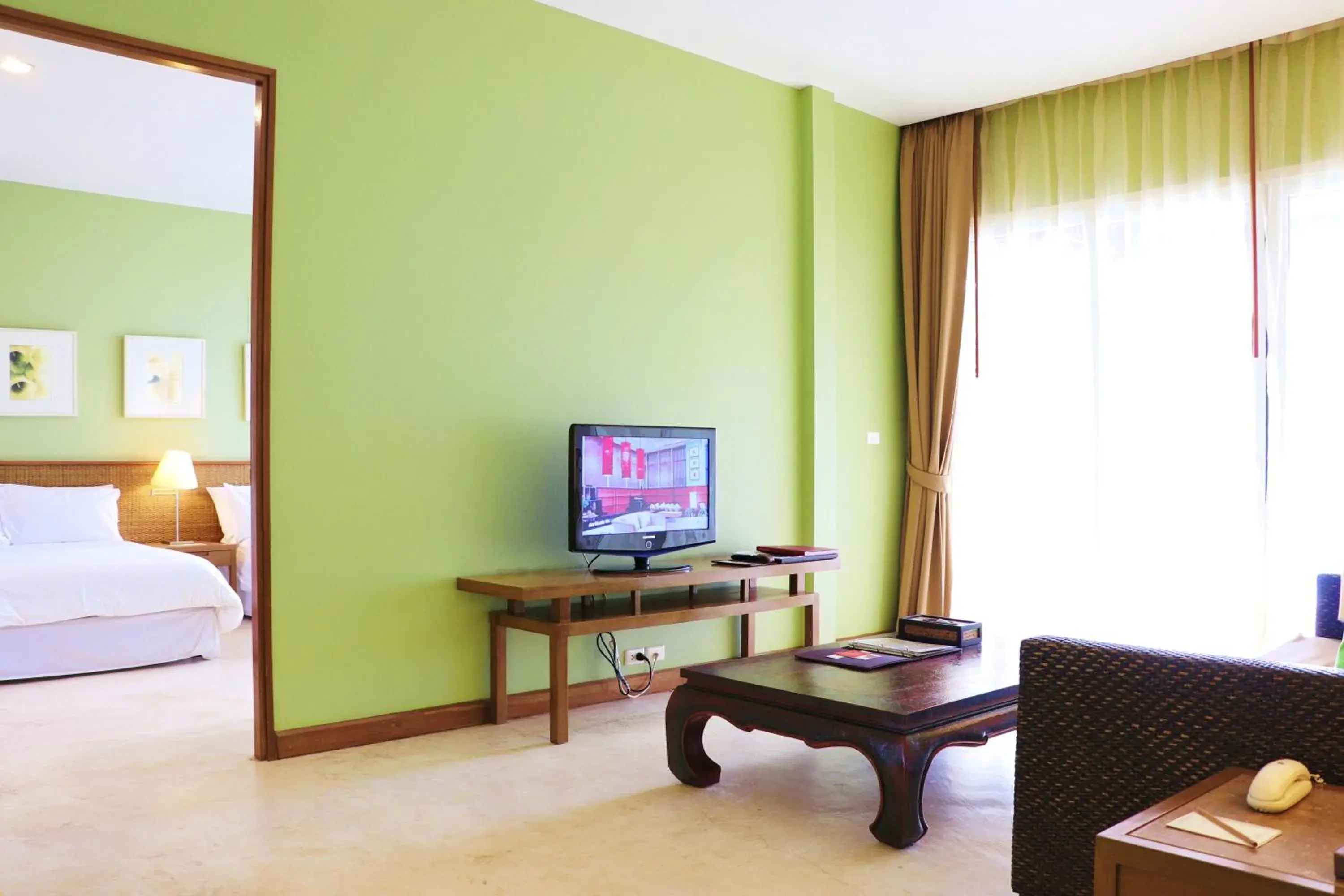 TV and multimedia, Bed in Centara Chaan Talay Resort And Villas Trat TV and multimedia, Bed in Centara Chaan Talay Resort And Villas Trat