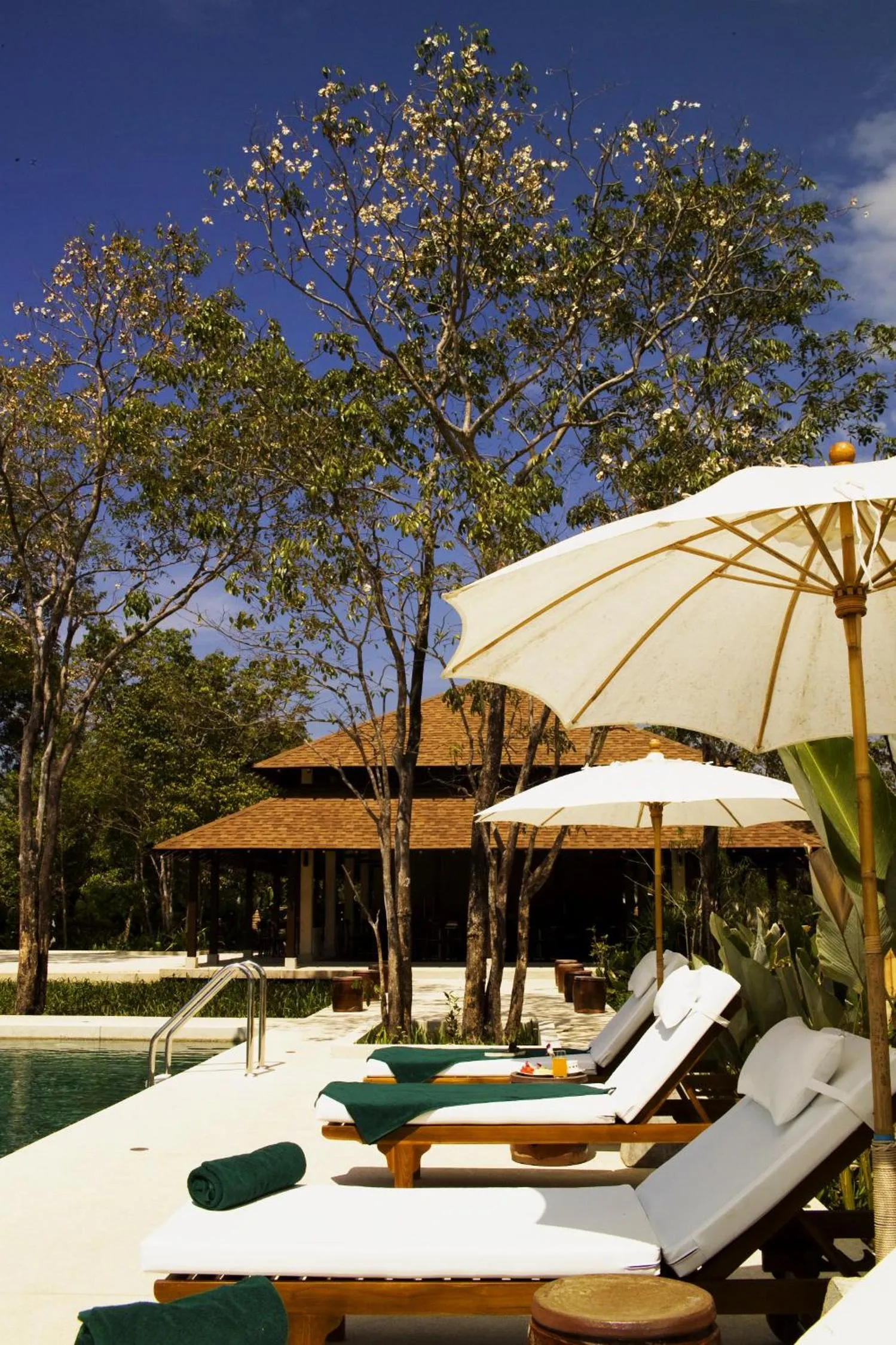 Swimming pool in Centara Chaan Talay Resort And Villas Trat