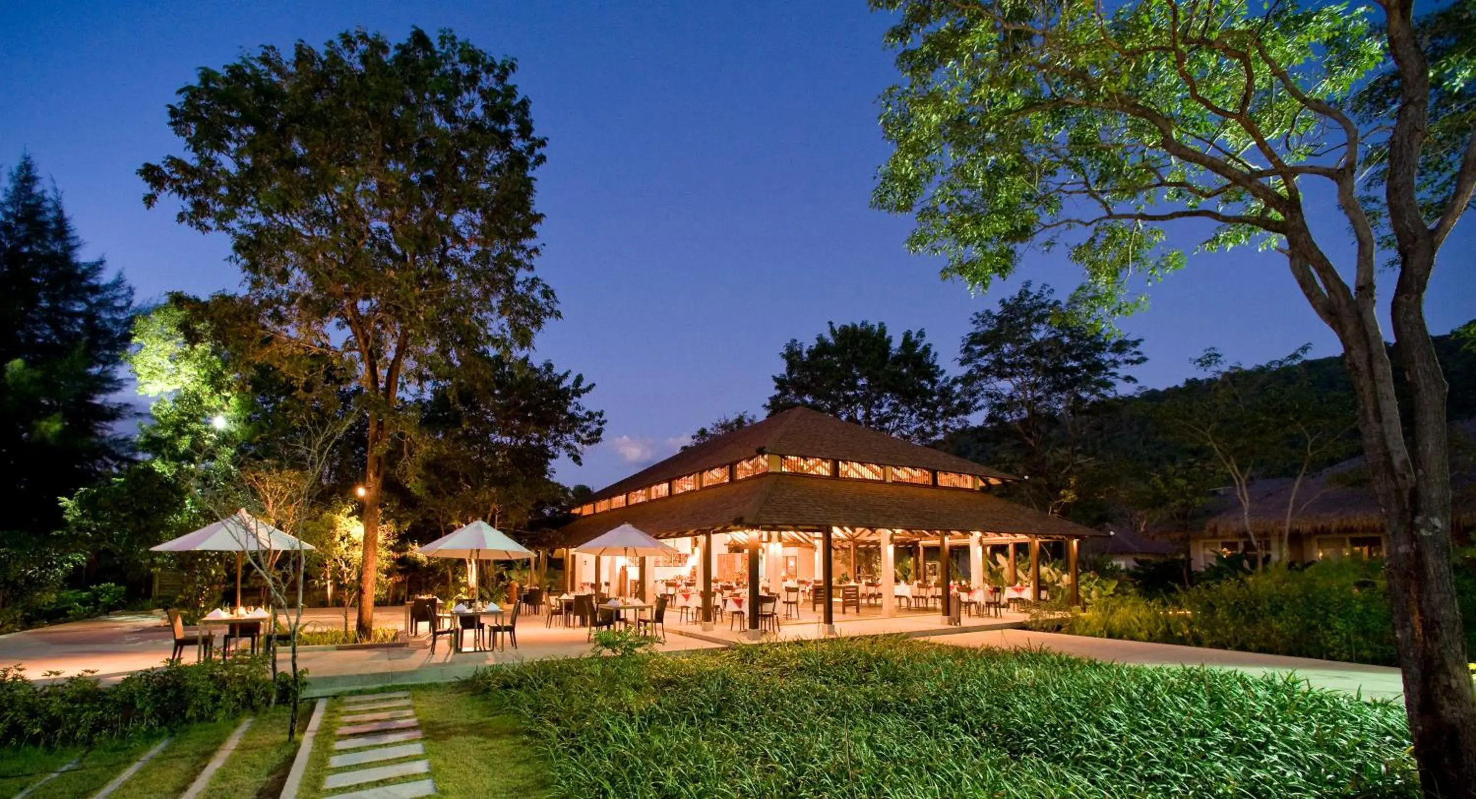 Property building in Centara Chaan Talay Resort And Villas Trat Property building in Centara Chaan Talay Resort And Villas Trat