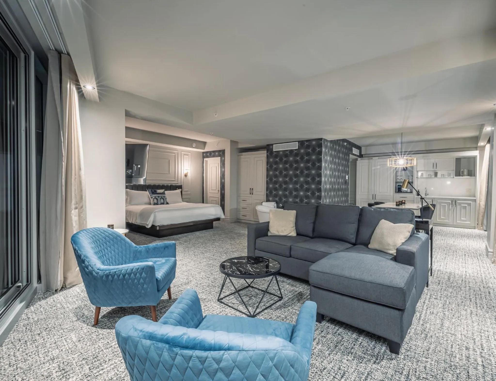 Bed in Le Capitole Hotel