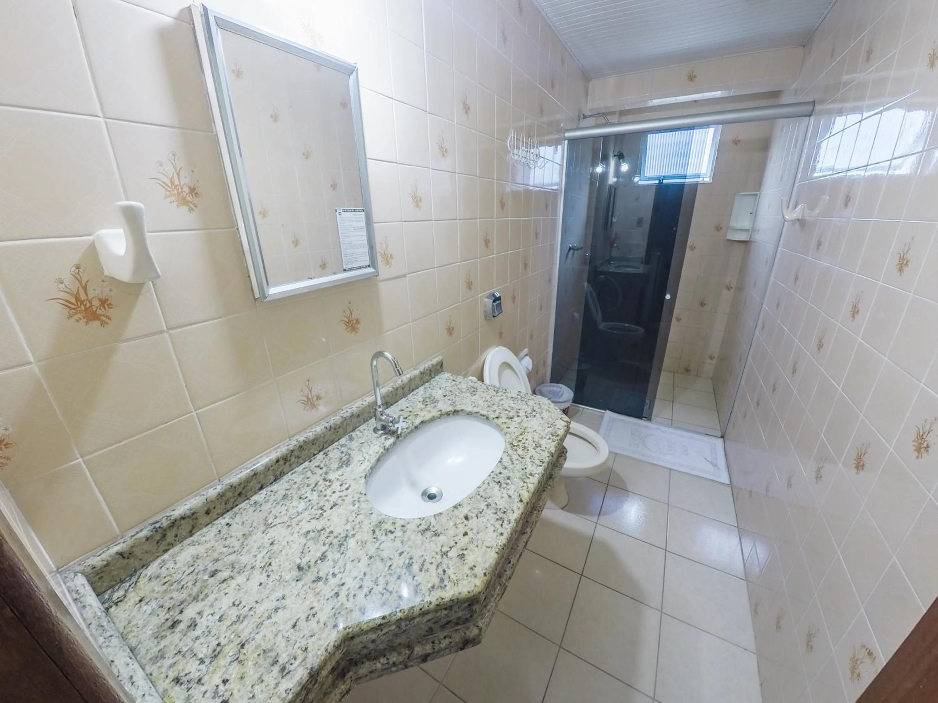 Shower in Hotel Vieiras