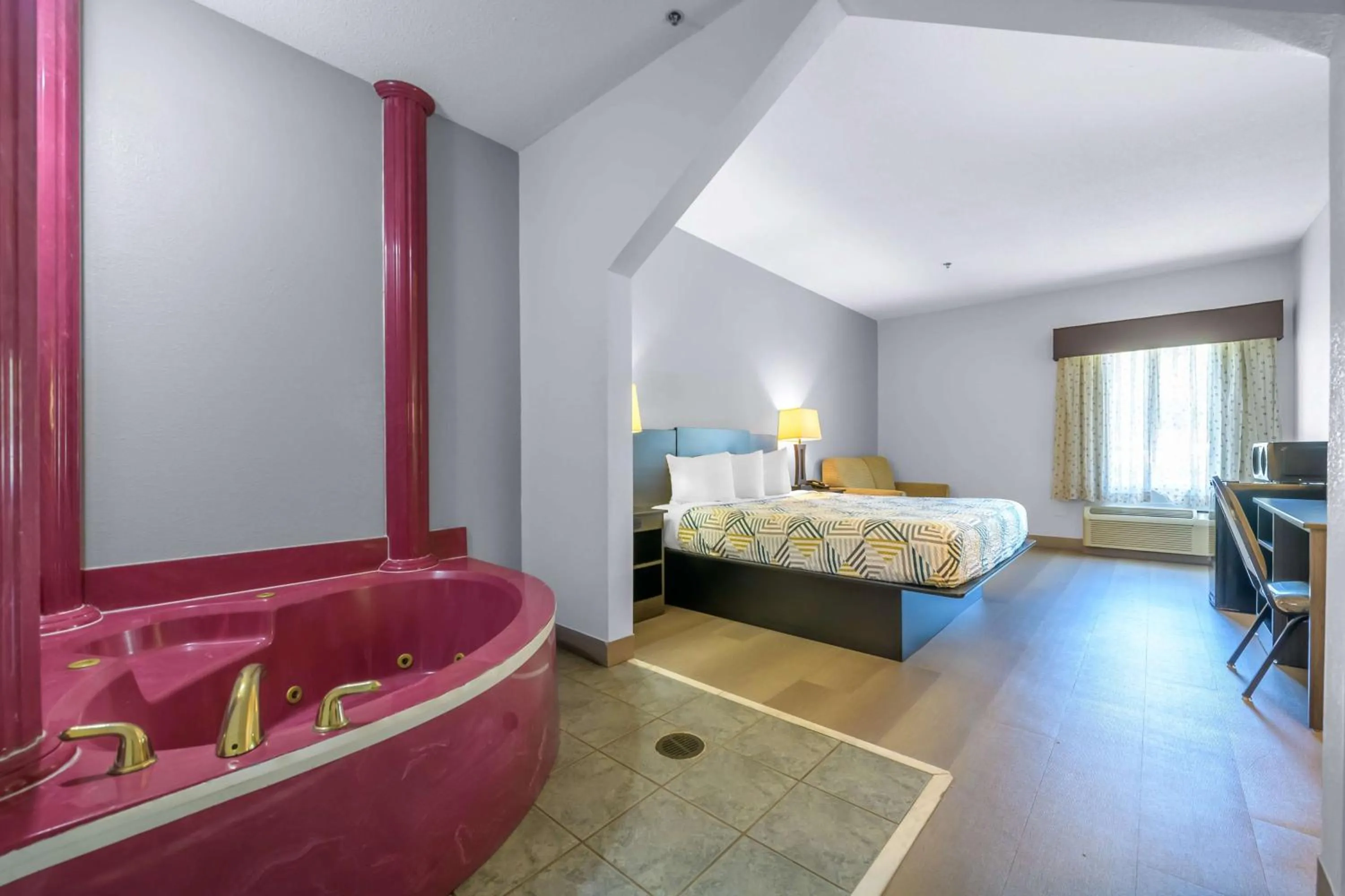 Bedroom, Bed in Motel 6 Dawsonville GA North GA Premium Outlets