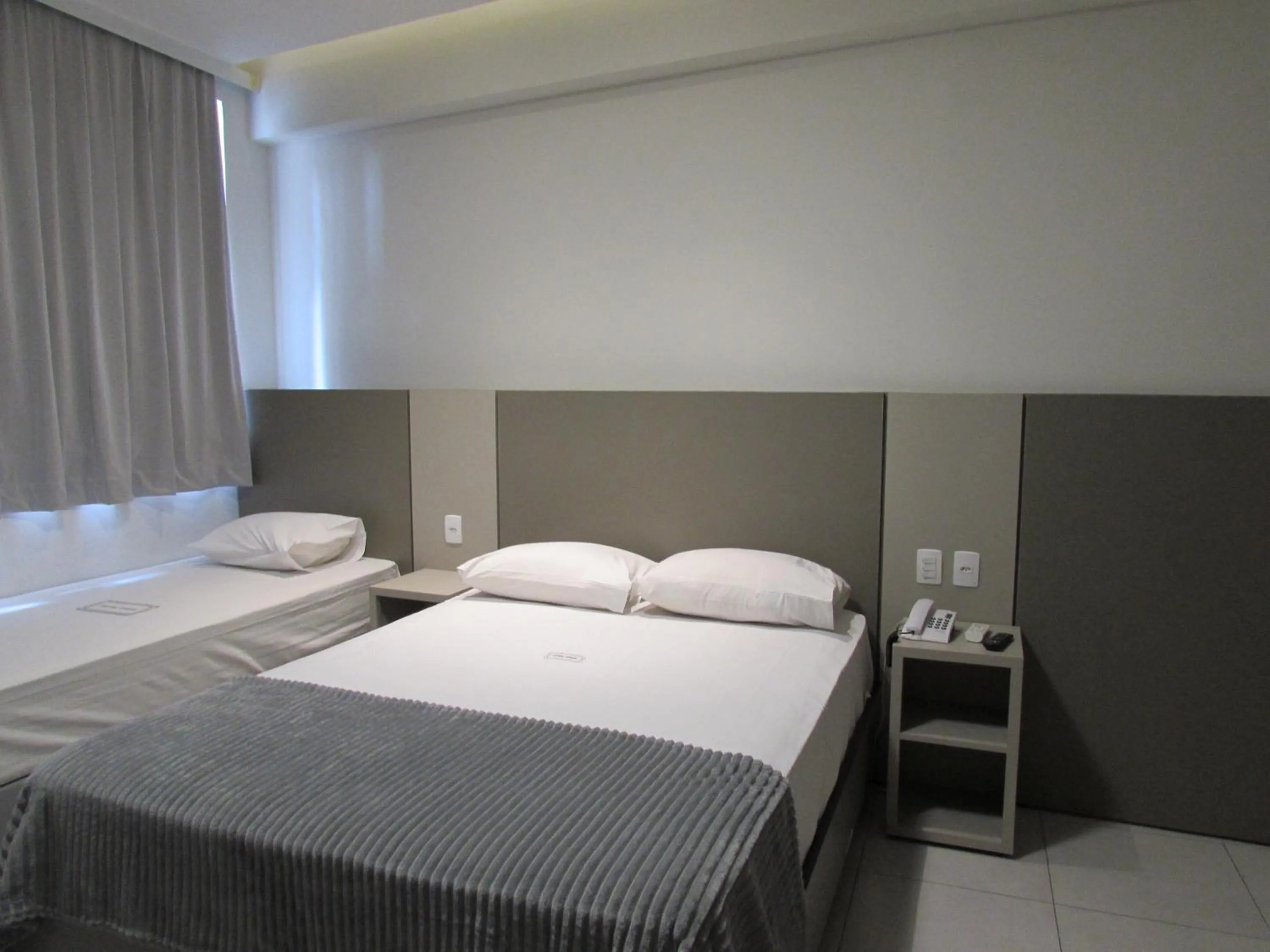 Bed in Hotel Urbis a 10 minutos Rua 25 de Março, Brás,Bom Retiro,a 2 minutos do Mirante Sampa Sky