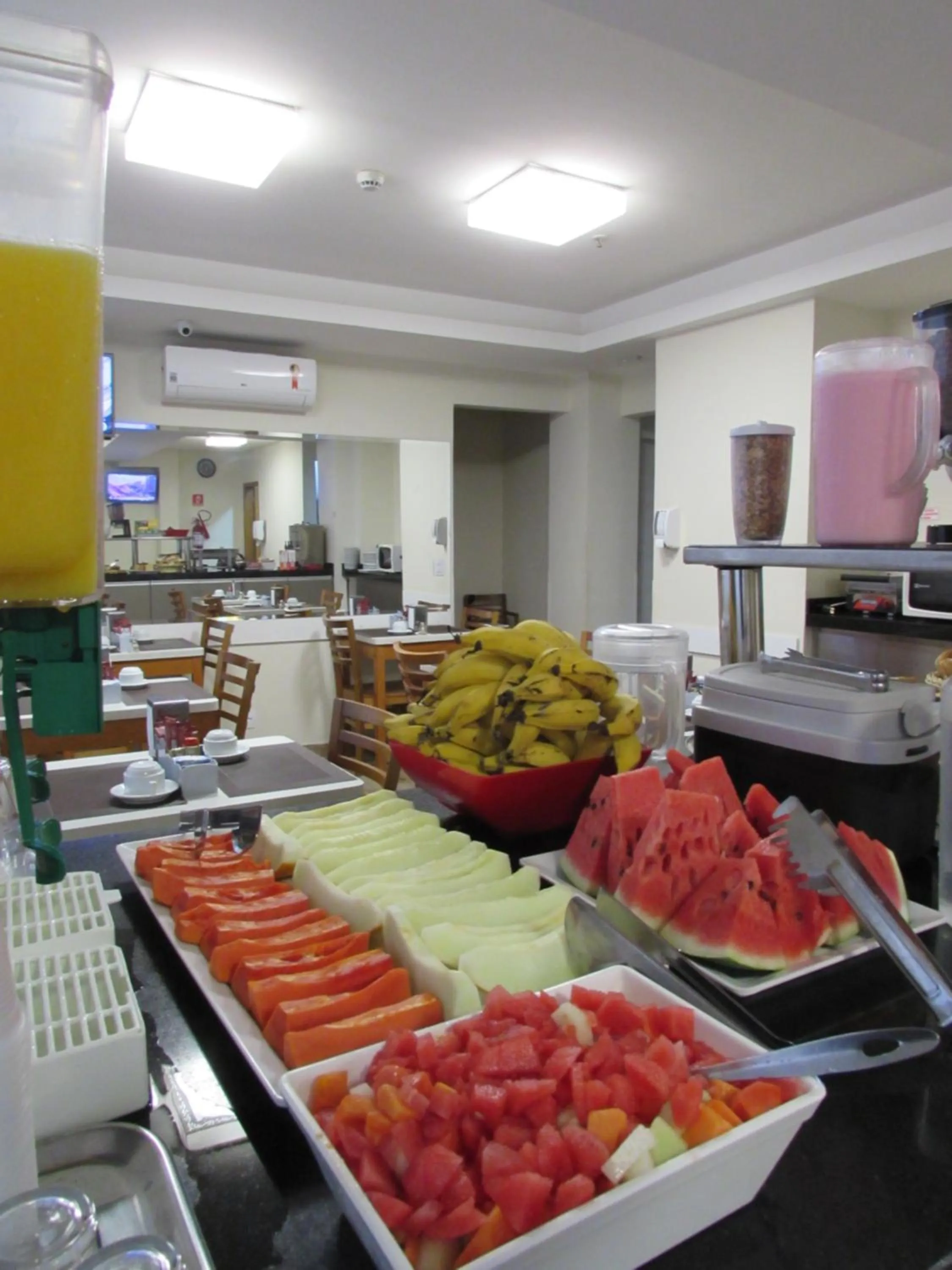 Hotel Urbis a 10 minutos Rua 25 de Março, Brás,Bom Retiro,a 2 minutos do Mirante Sampa Sky