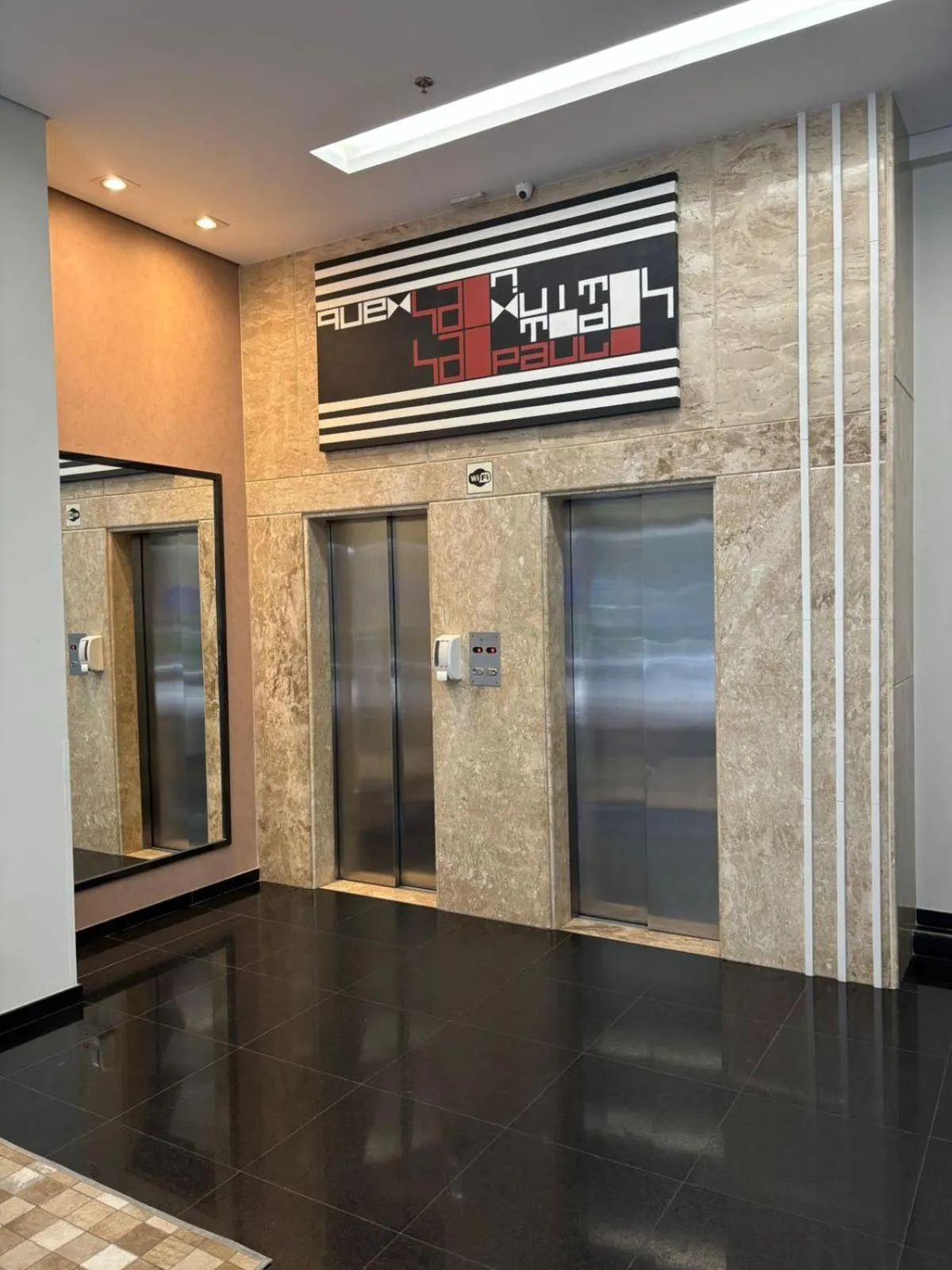 Hotel Urbis a 10 minutos Rua 25 de Março, Brás,Bom Retiro,a 2 minutos do Mirante Sampa Sky