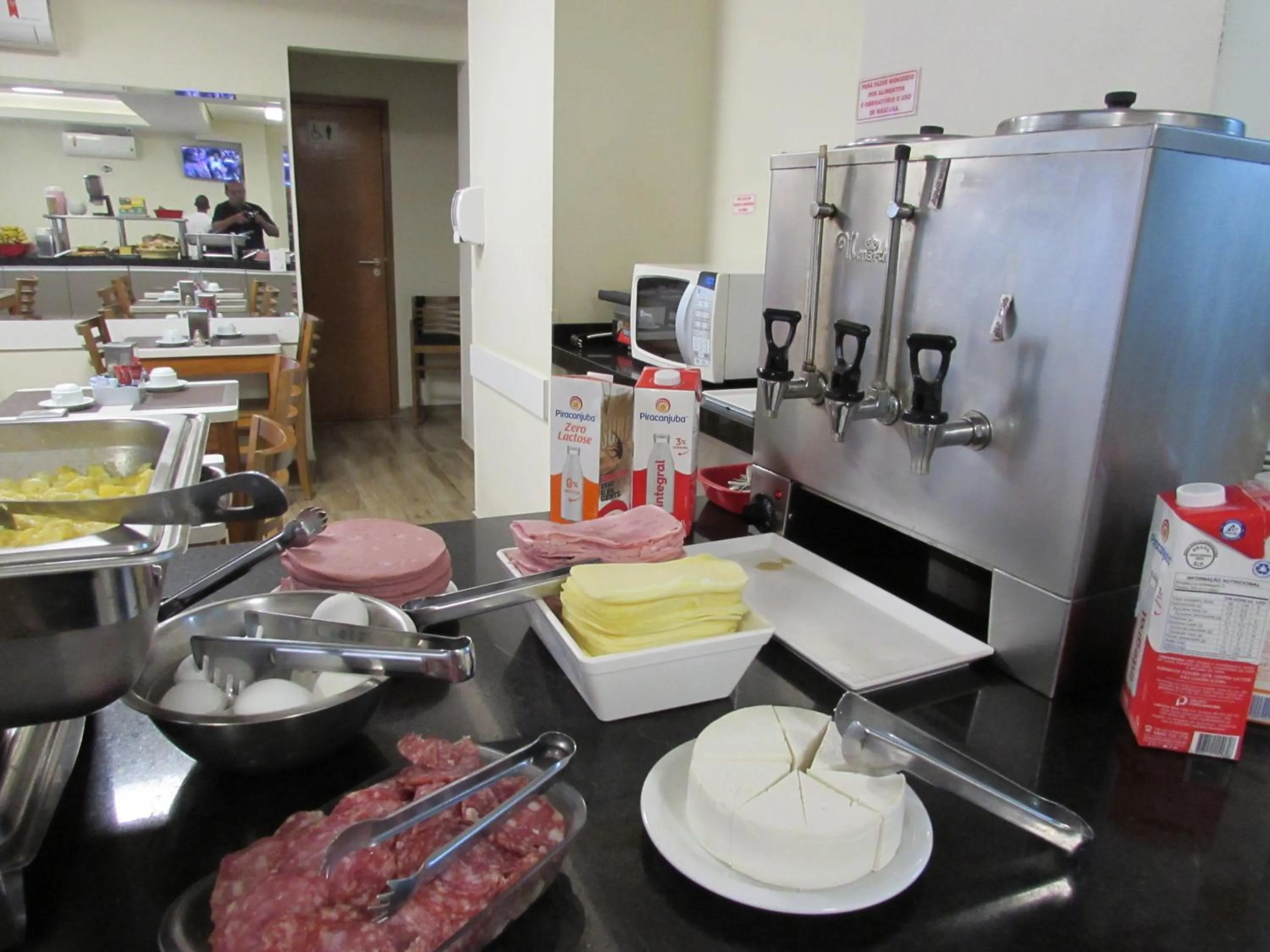 Hotel Urbis a 10 minutos Rua 25 de Março, Brás,Bom Retiro,a 2 minutos do Mirante Sampa Sky