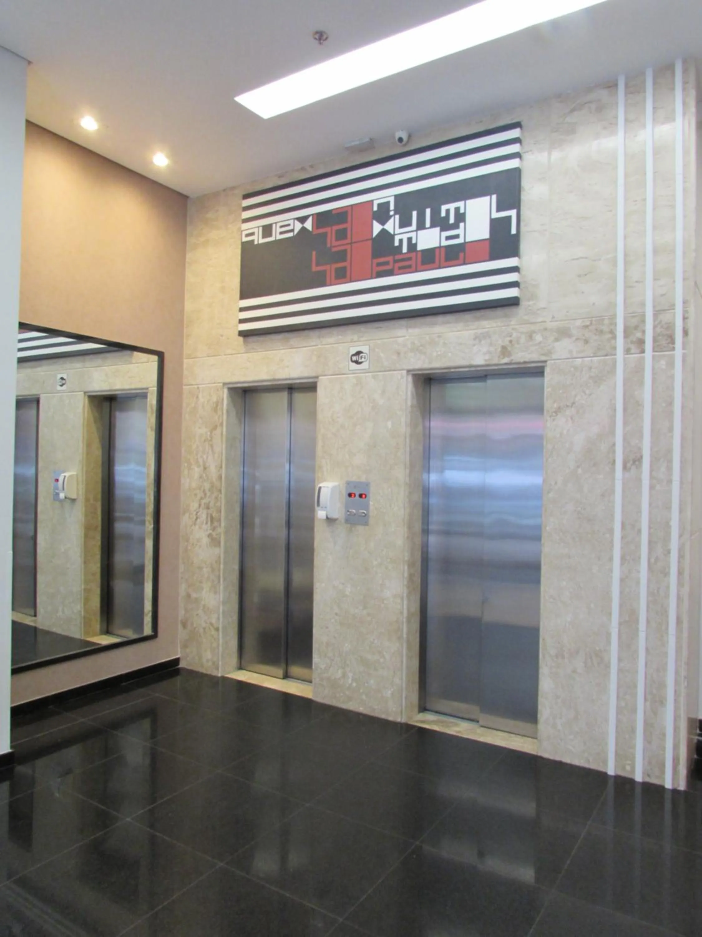 Hotel Urbis a 10 minutos Rua 25 de Março, Brás,Bom Retiro,a 2 minutos do Mirante Sampa Sky