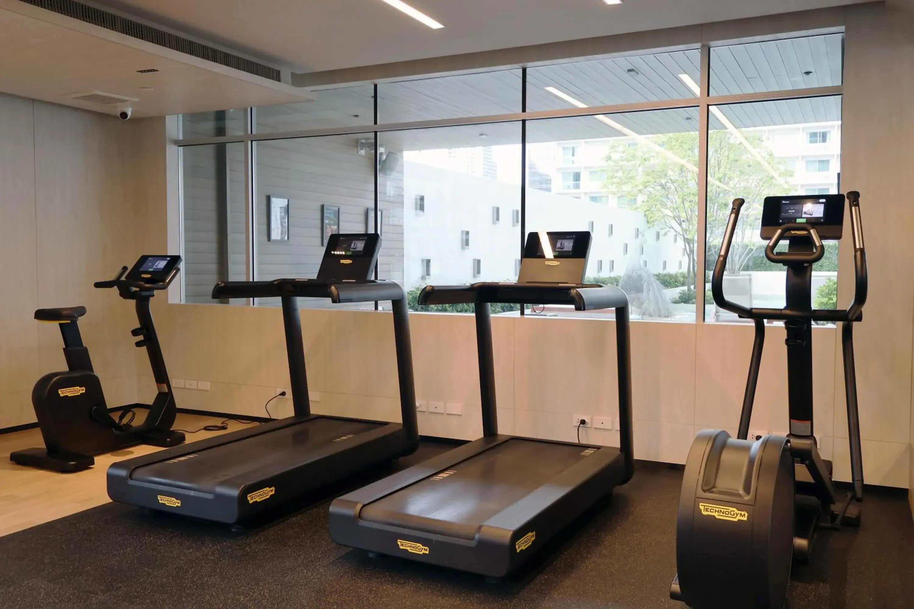Fitness centre/facilities in DoubleTree by Hilton Bangkok Ploenchit Fitness centre/facilities in DoubleTree by Hilton Bangkok Ploenchit