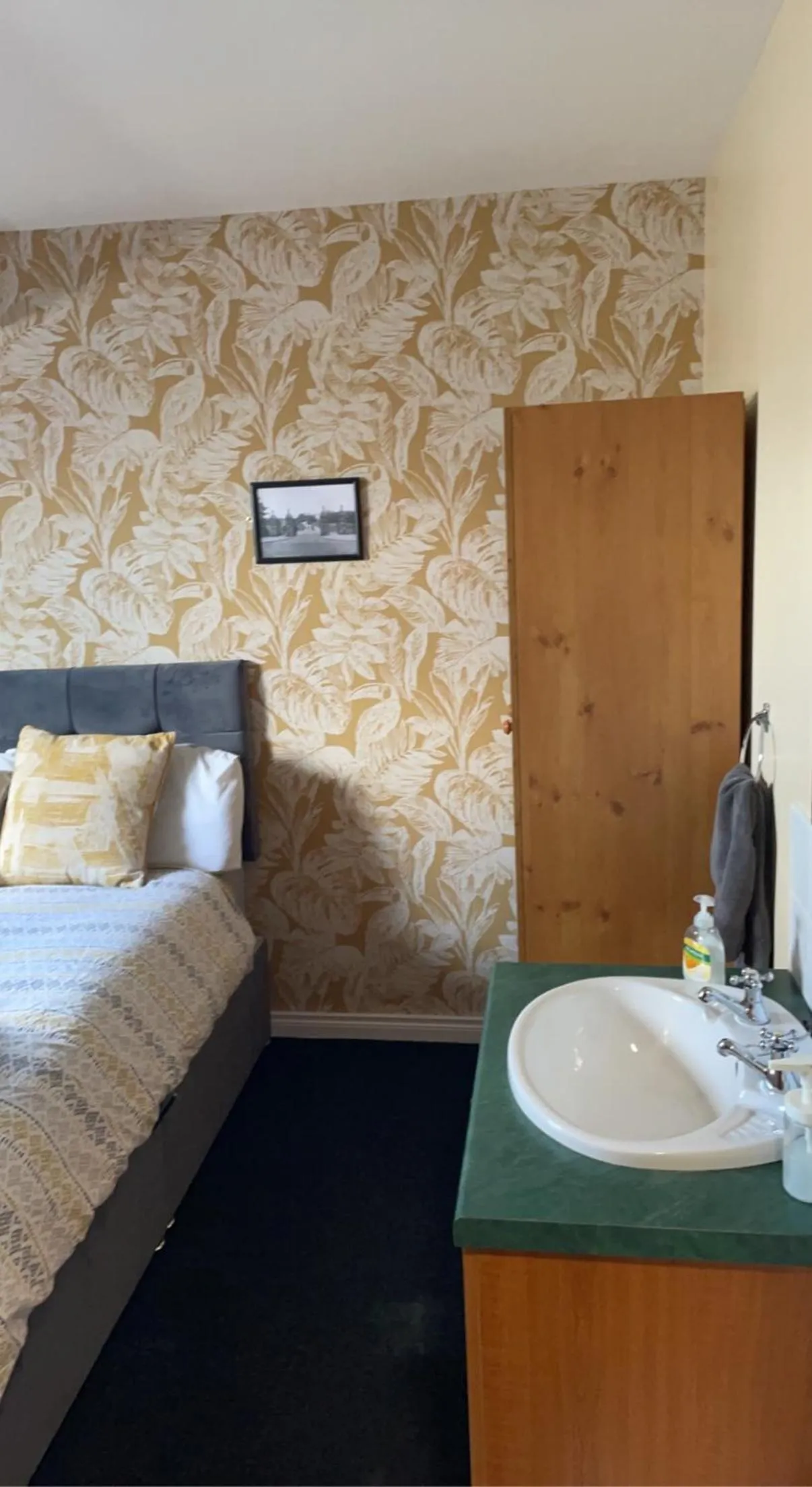 Bed in Lwr Ormeau Guest House