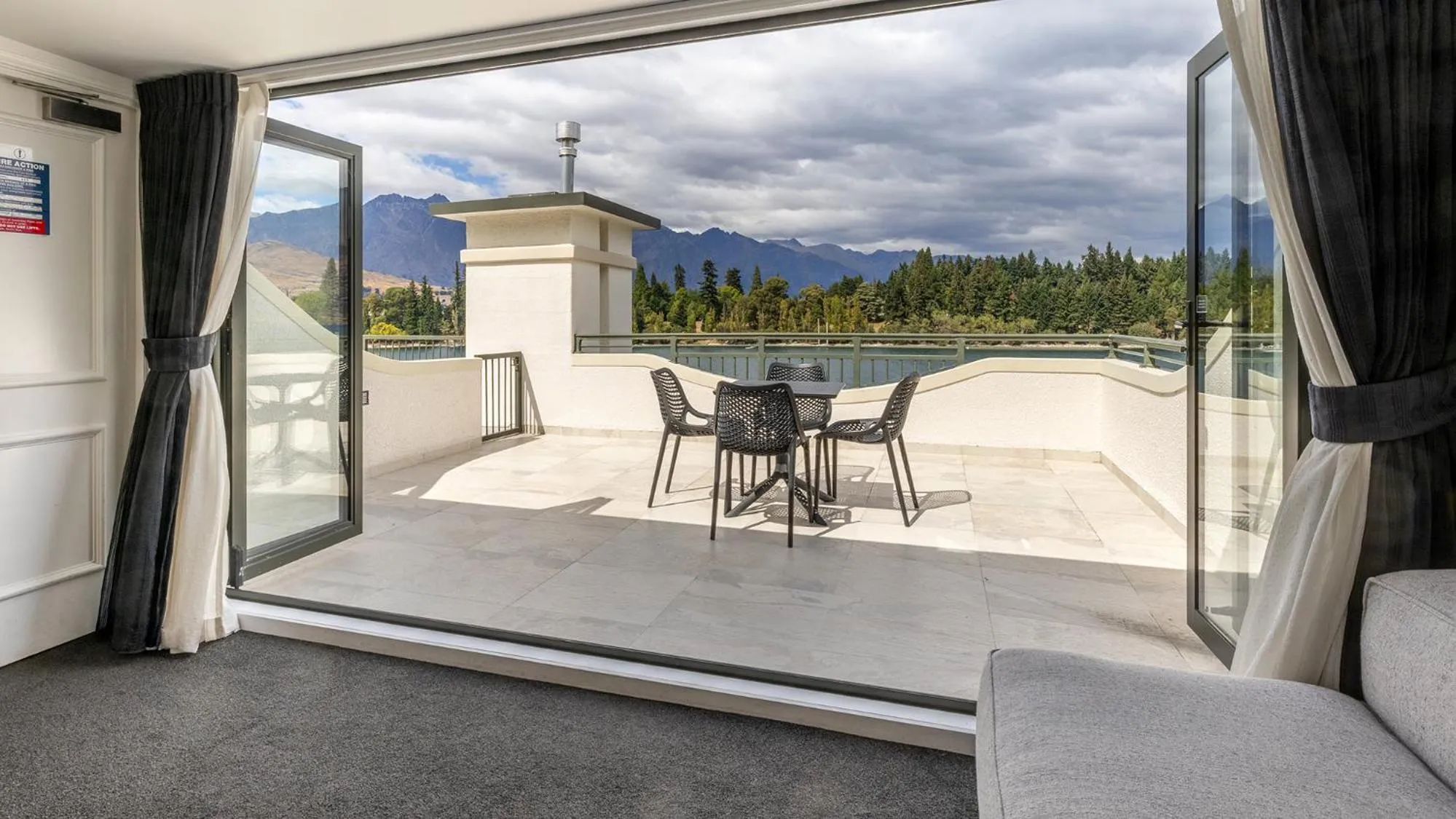 Balcony/Terrace in The Waterfront