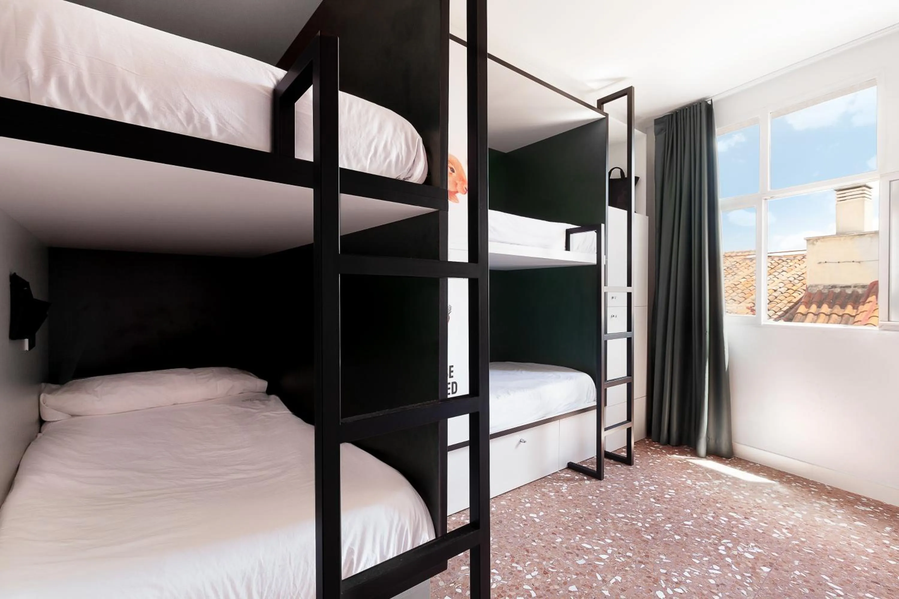 bunk bed, Bed in 2060 The Newton Hostel